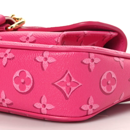Louis Vuitton Monogram Fall For You Maxi Multi Pochette Accessories Fuchsia 8 of 8