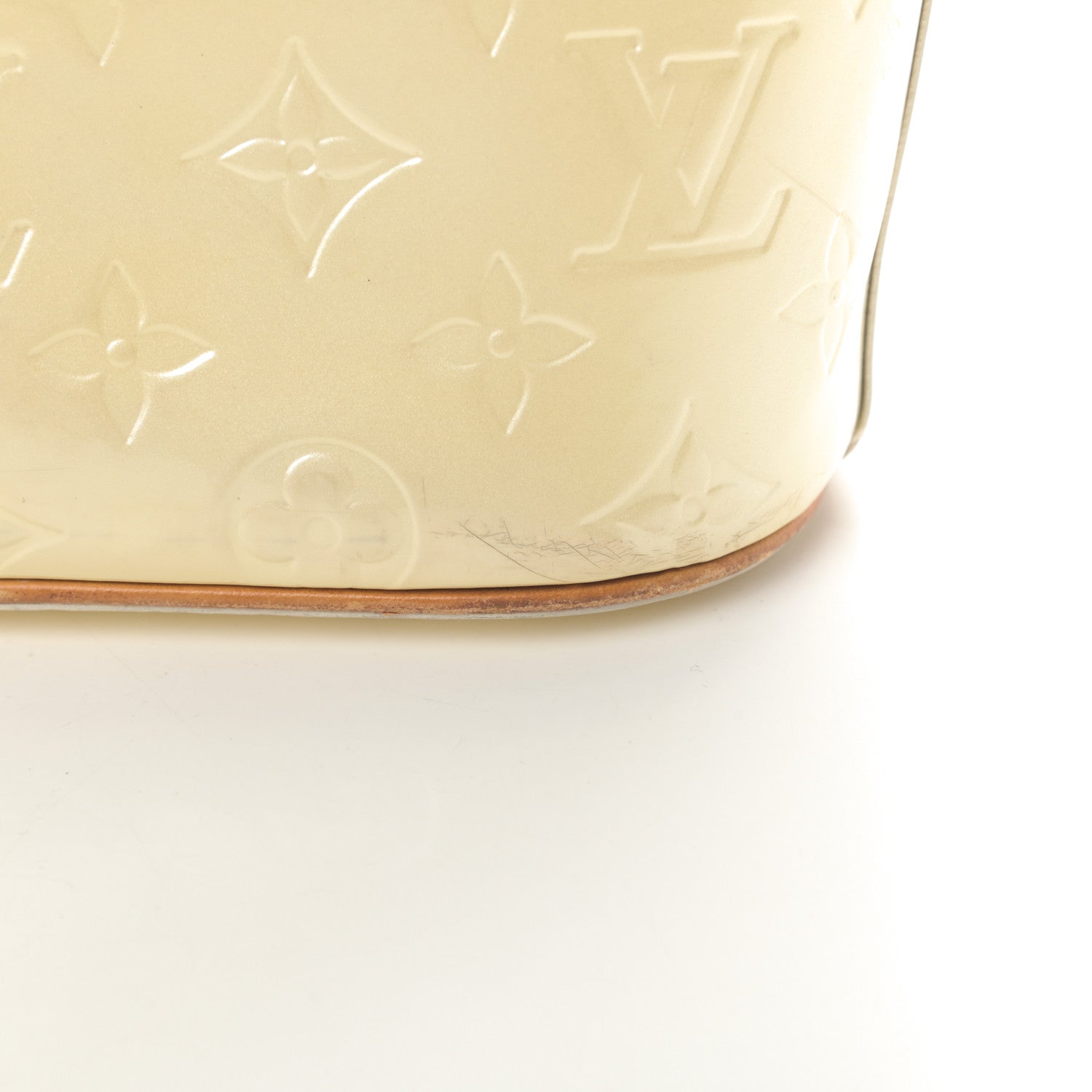 Louis Vuitton Vernis Stillwood Vertical Perle 16 of 17