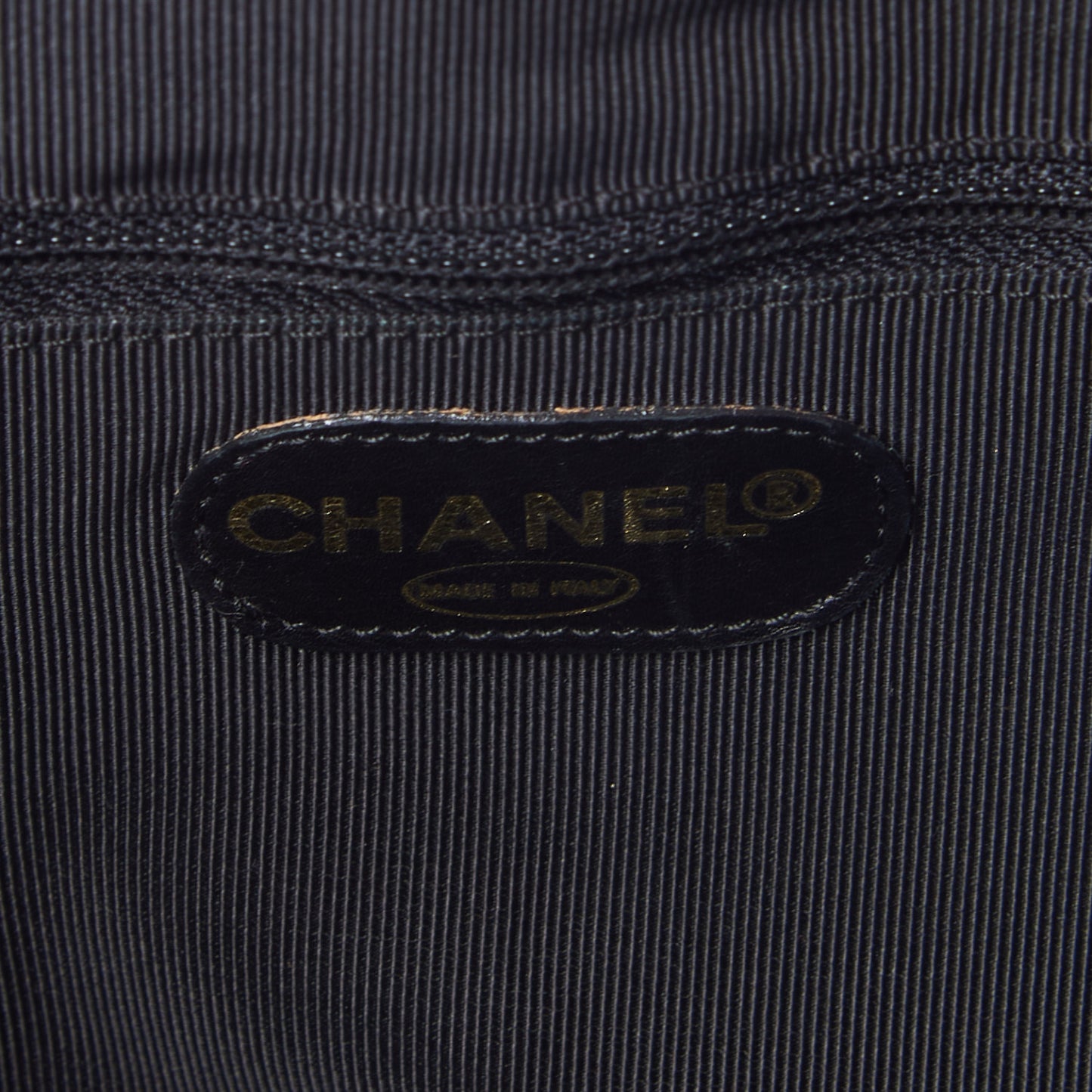 Caviar CC Tote Black