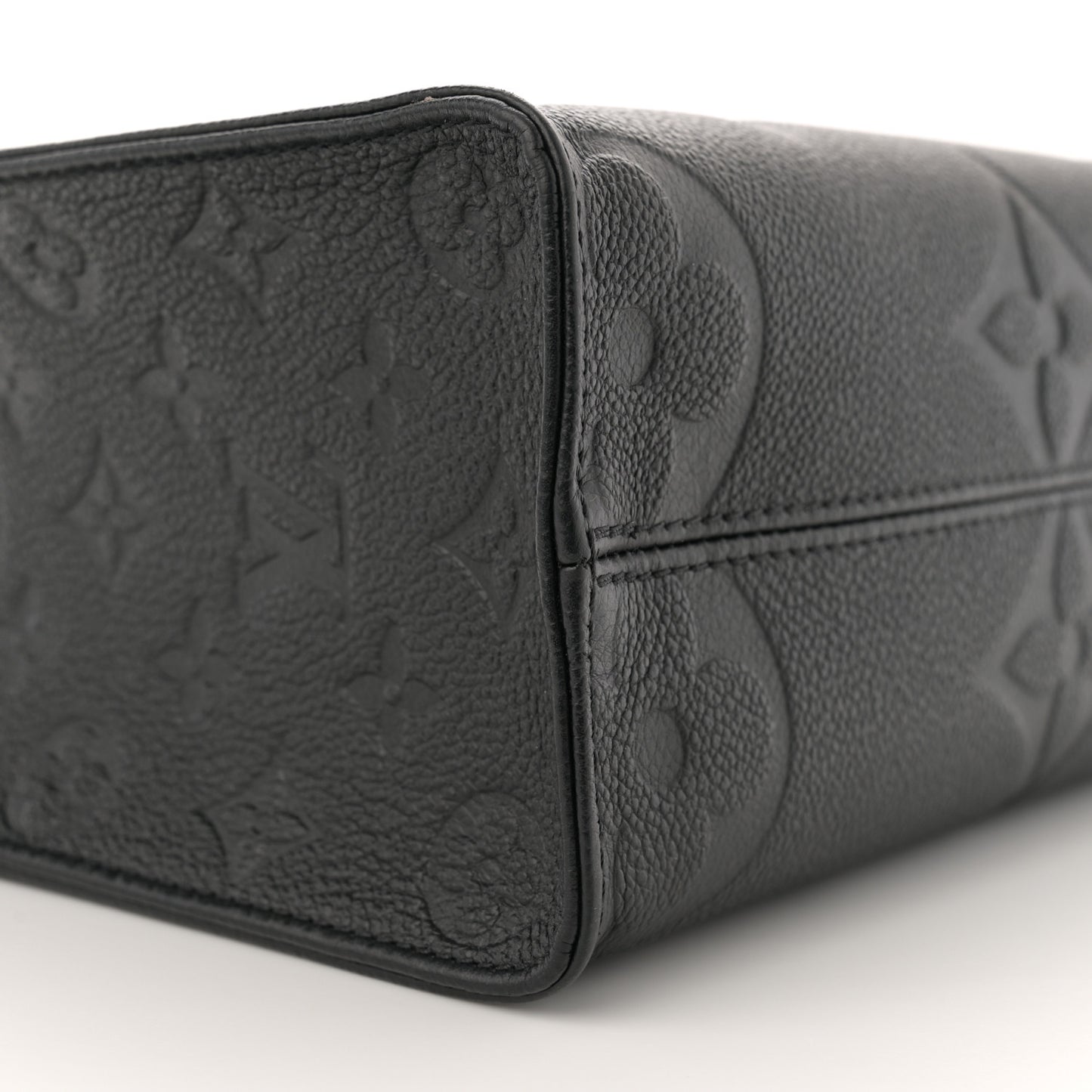 Empreinte Monogram Giant Onthego PM Black