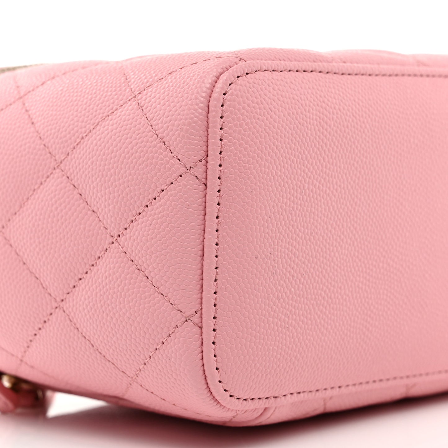 Caviar Quilted Small Vanity Case With Chain Pink