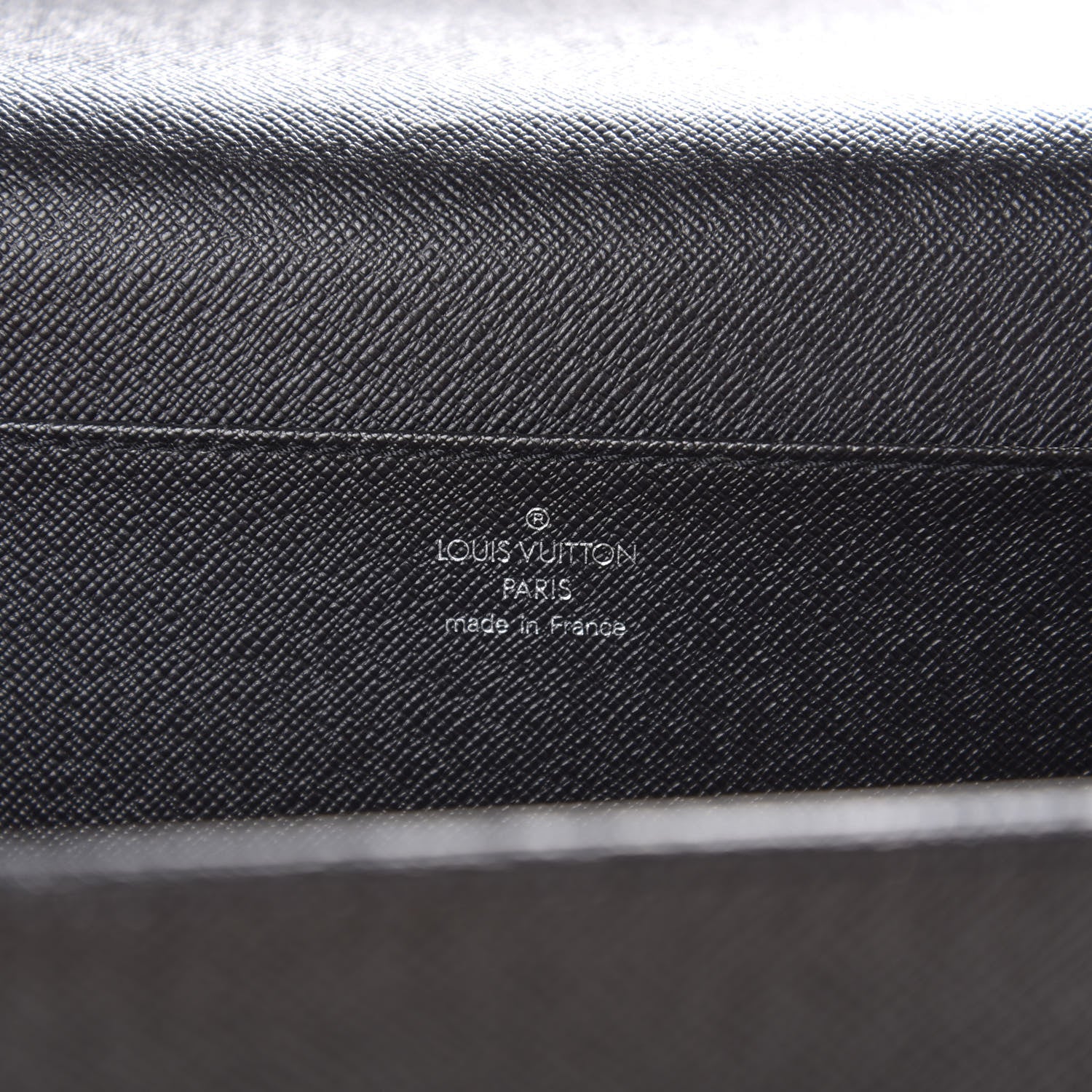 Louis Vuitton Taiga Robusto 2 Compartment Briefcase Black 8 of 10