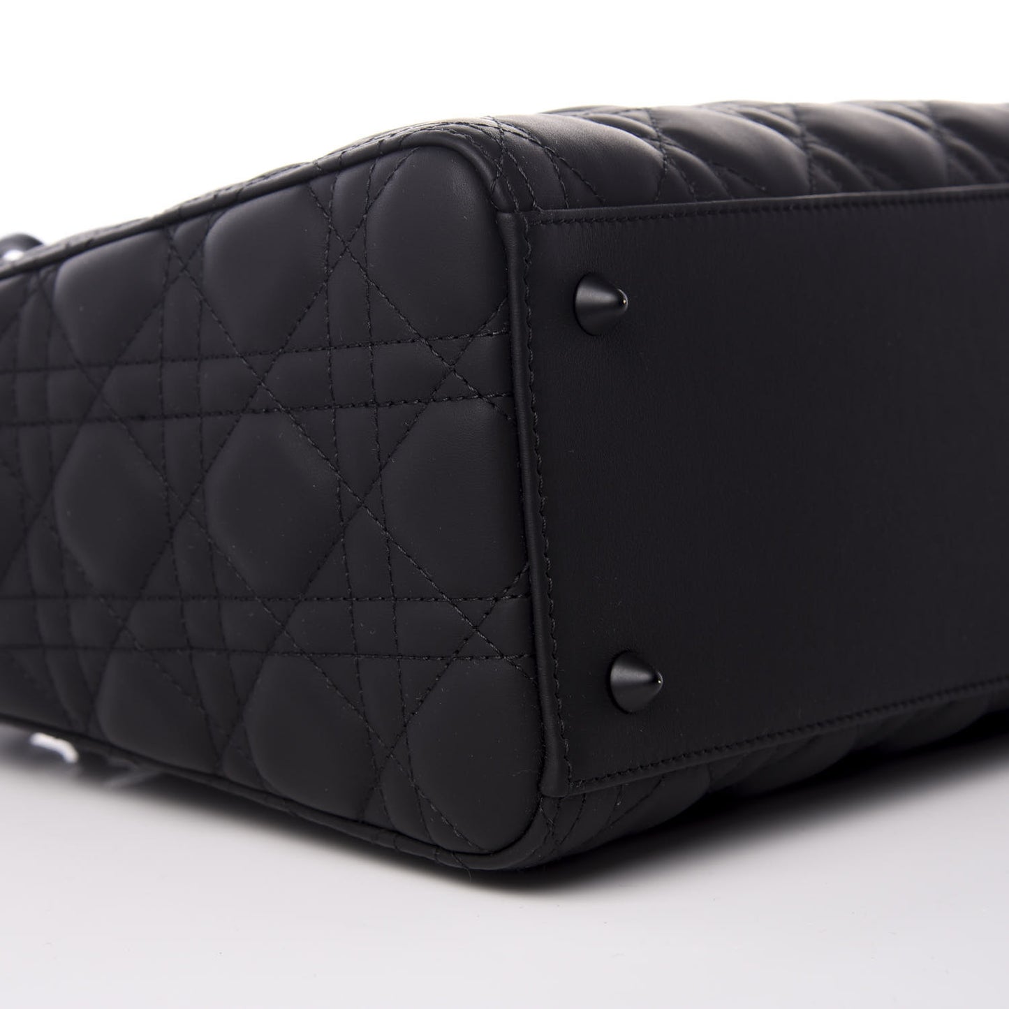 Ultra Matte Calfskin Cannage Medium Lady Dior Black