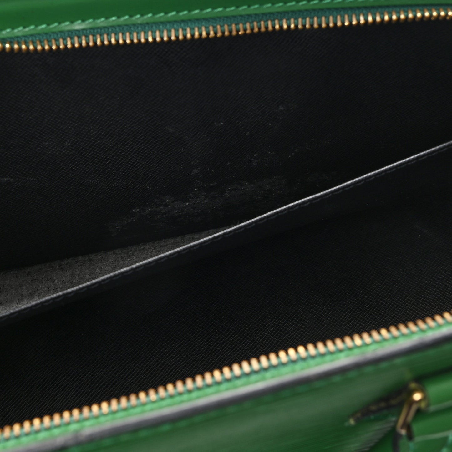 Epi Sac Triangle Green