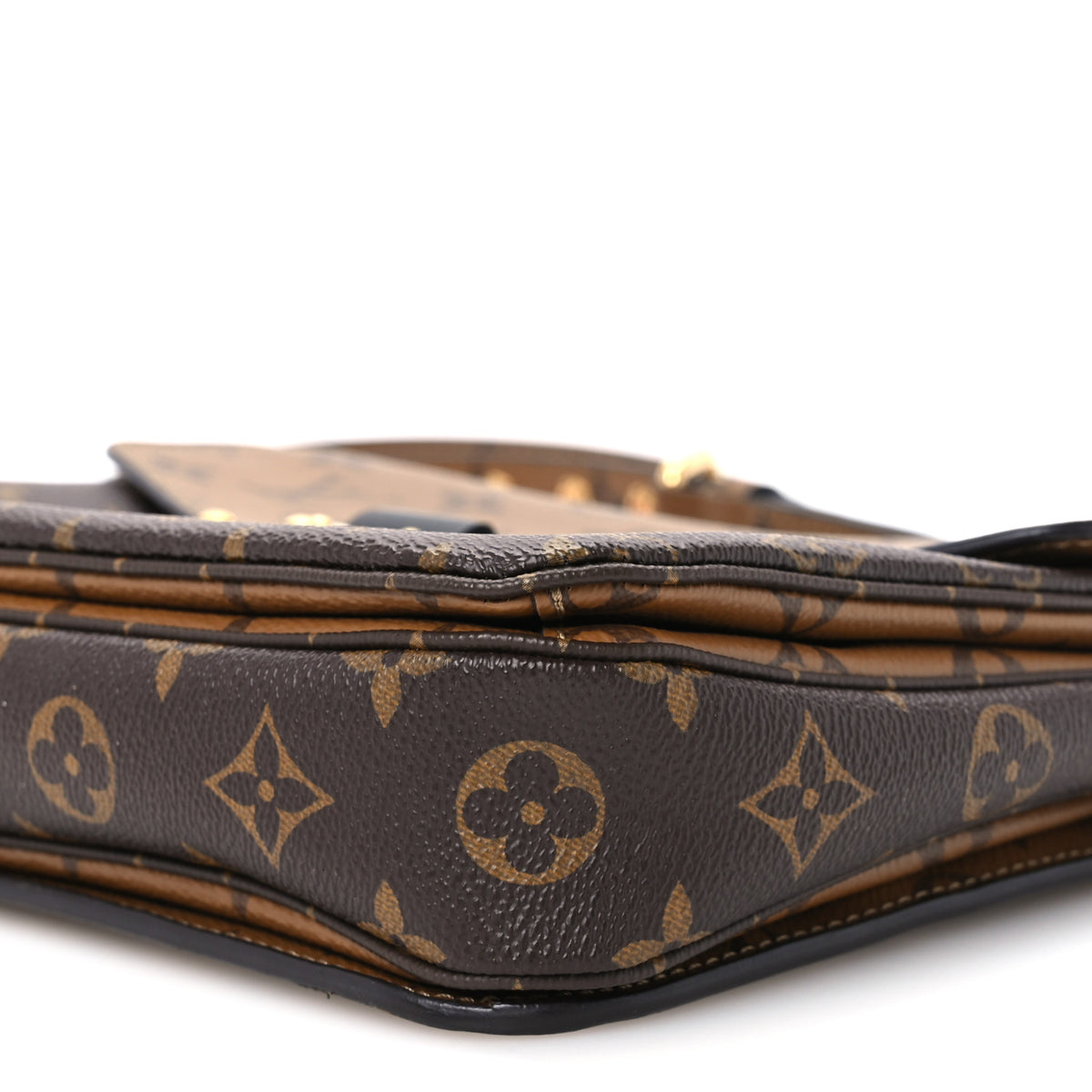 Reverse Monogram Pochette Metis