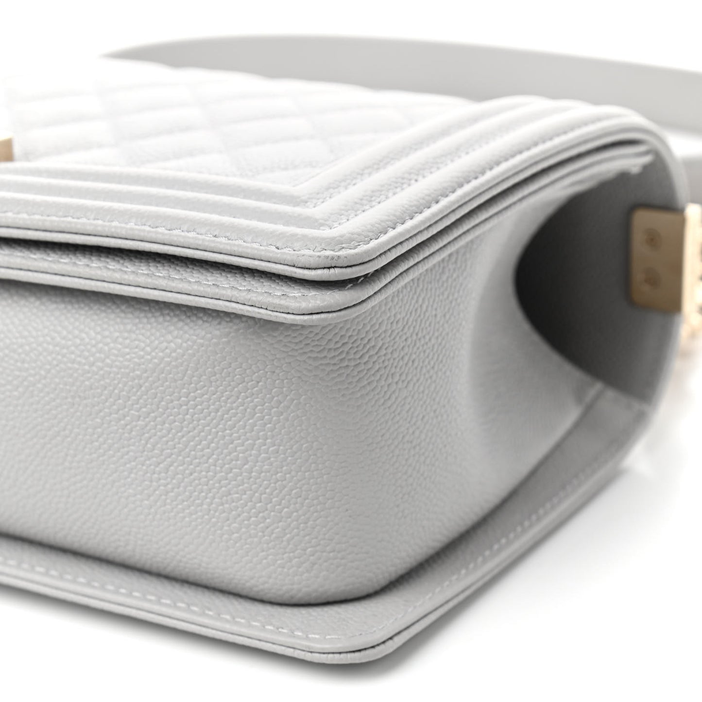 Caviar Quilted Medium Boy Flap Grey