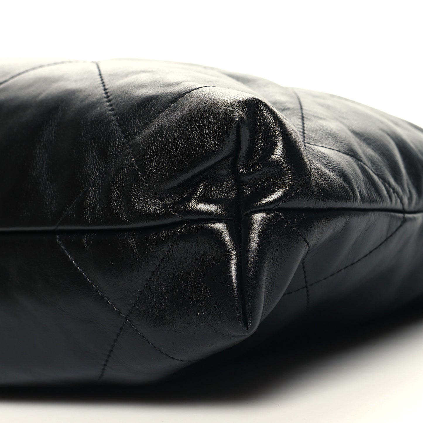 Shiny Calfskin Quilted Small Chanel 22 Black