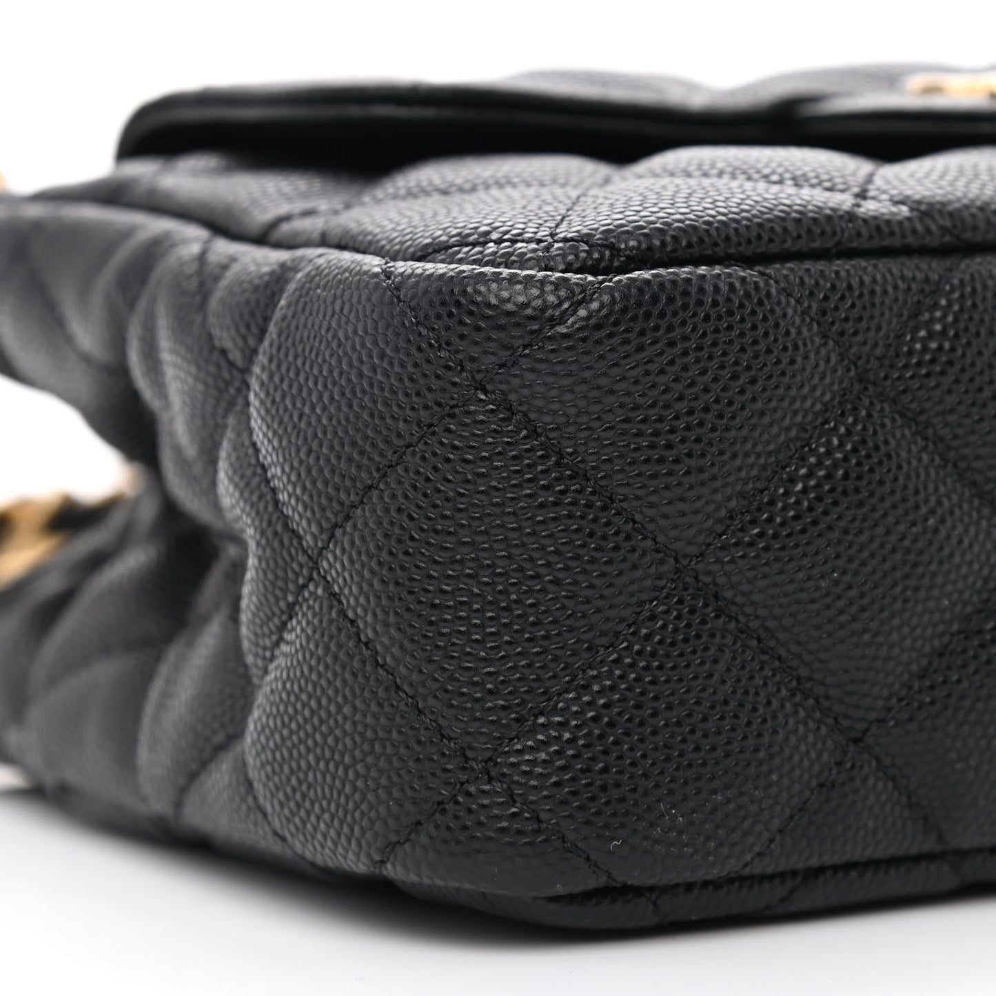 Caviar Quilted Small Wavy CC Hobo Black