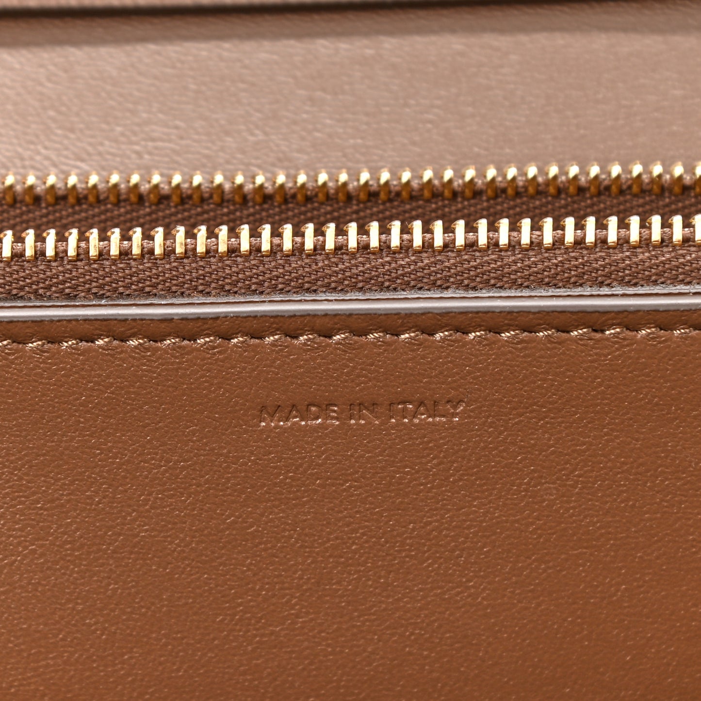Liege Calfskin Medium Classic Box Flap Bag Glazed Nut