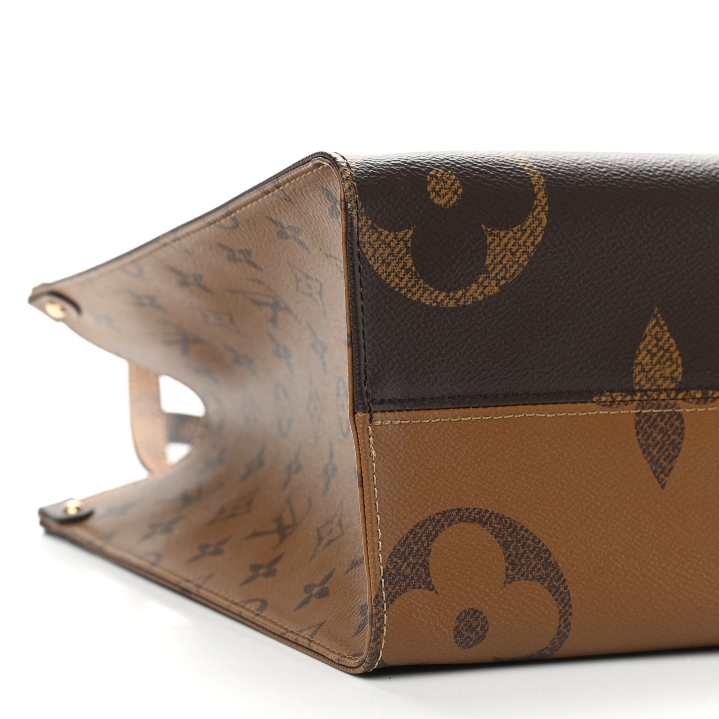 Reverse Monogram Giant Onthego MM
