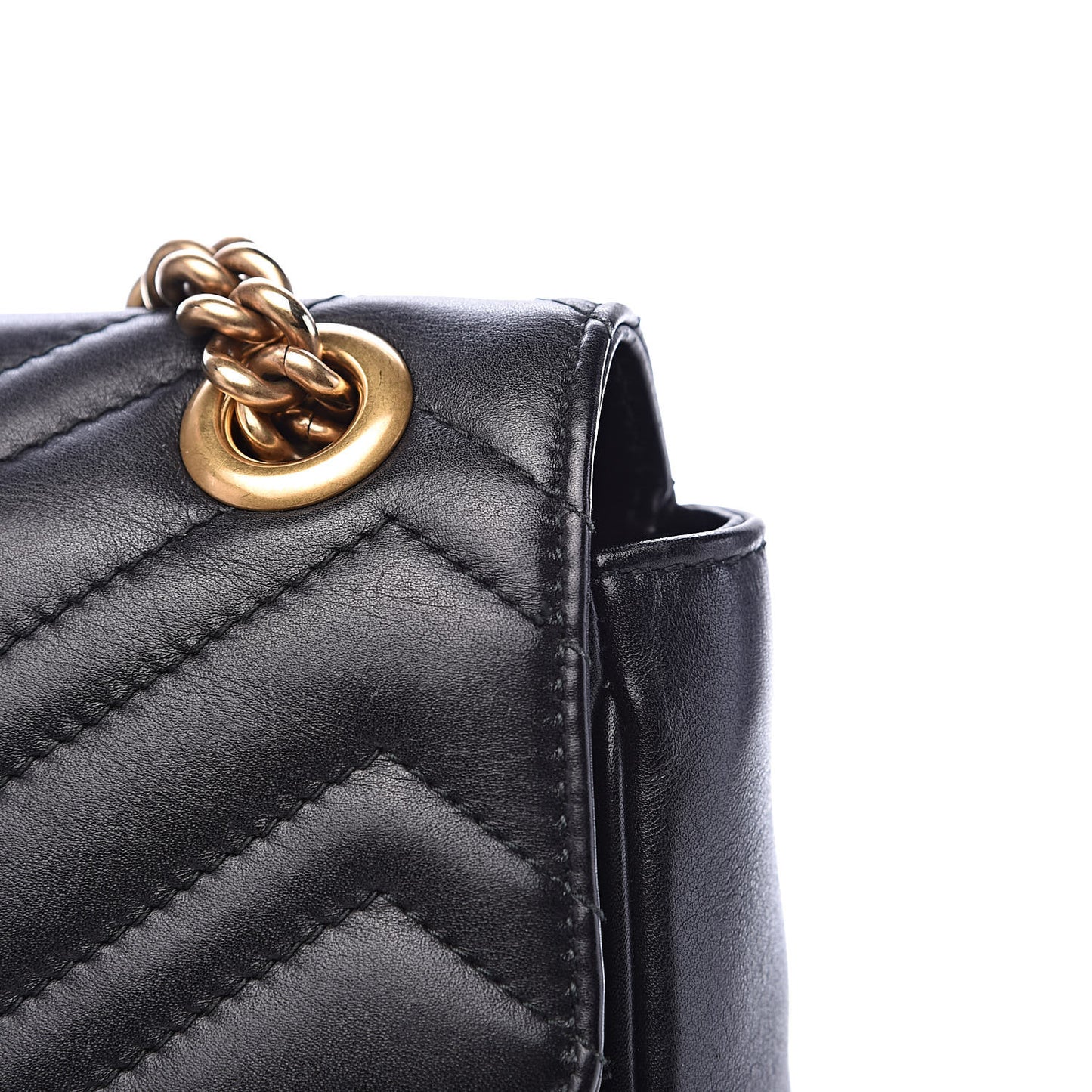 Calfskin Matelasse Medium GG Marmont Shoulder Bag Black