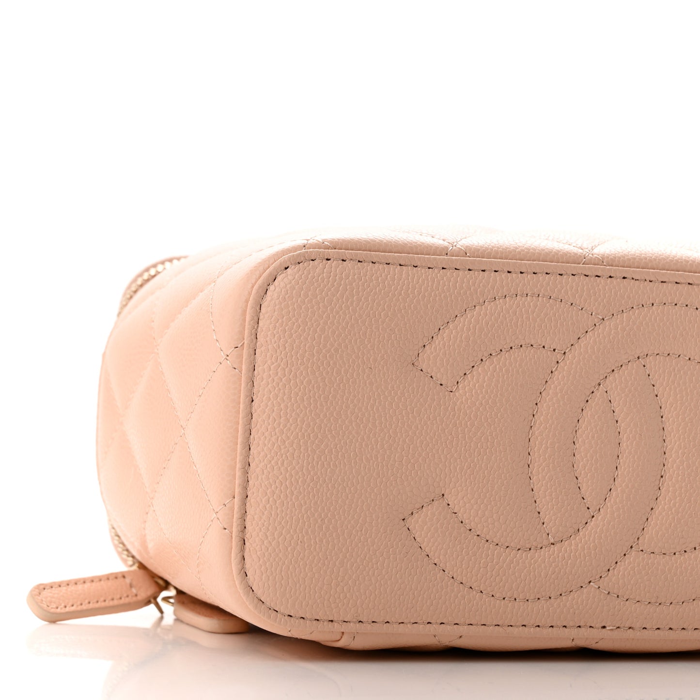 Caviar Quilted Small Vanity Case With Chain Light Beige