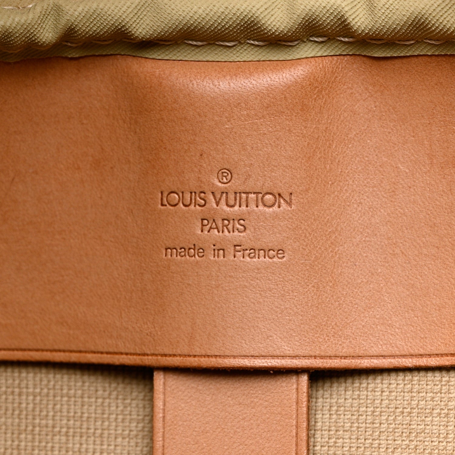 Louis Vuitton Monogram Sirius 70 6 of 15