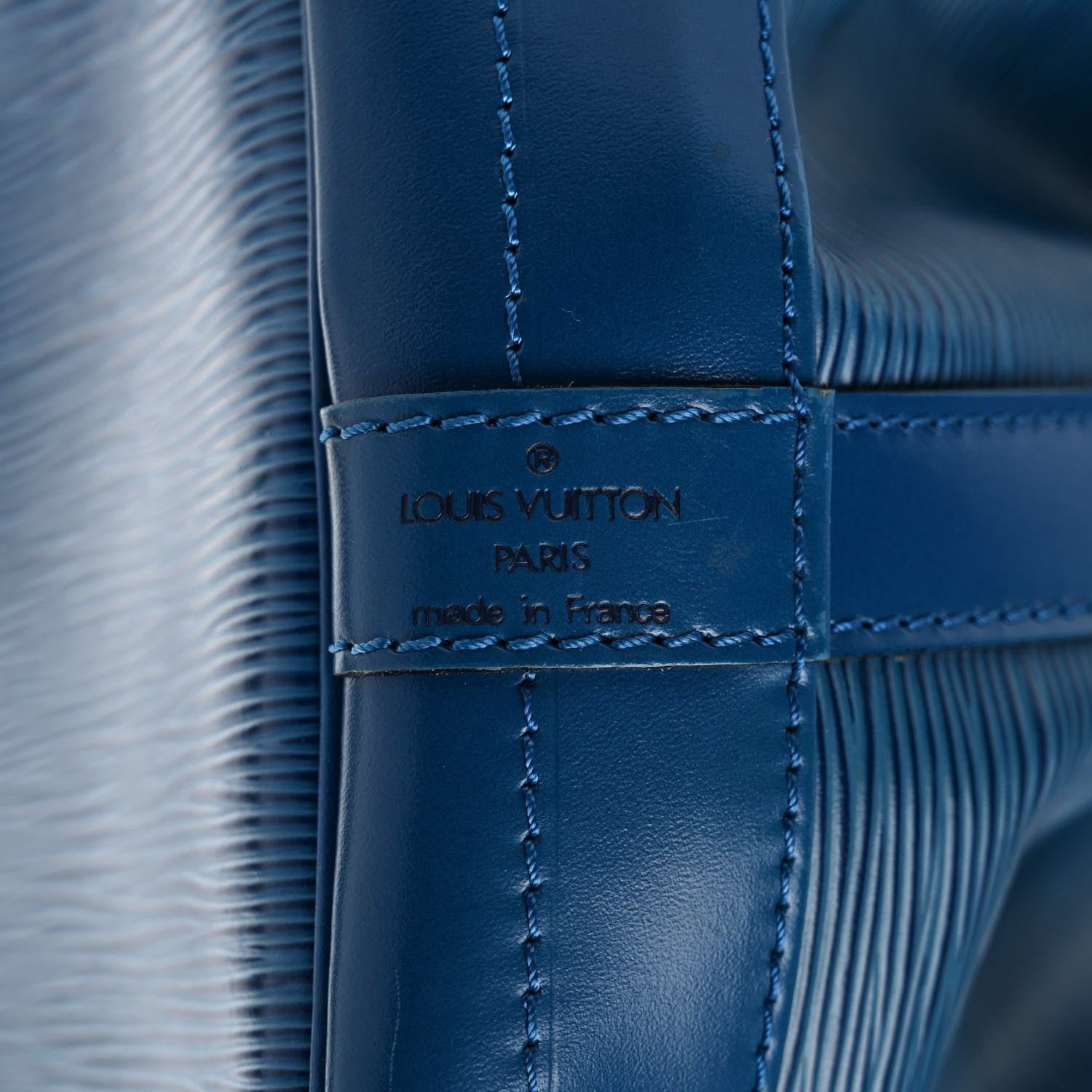 Louis Vuitton Epi Noe Toledo 6 of 11