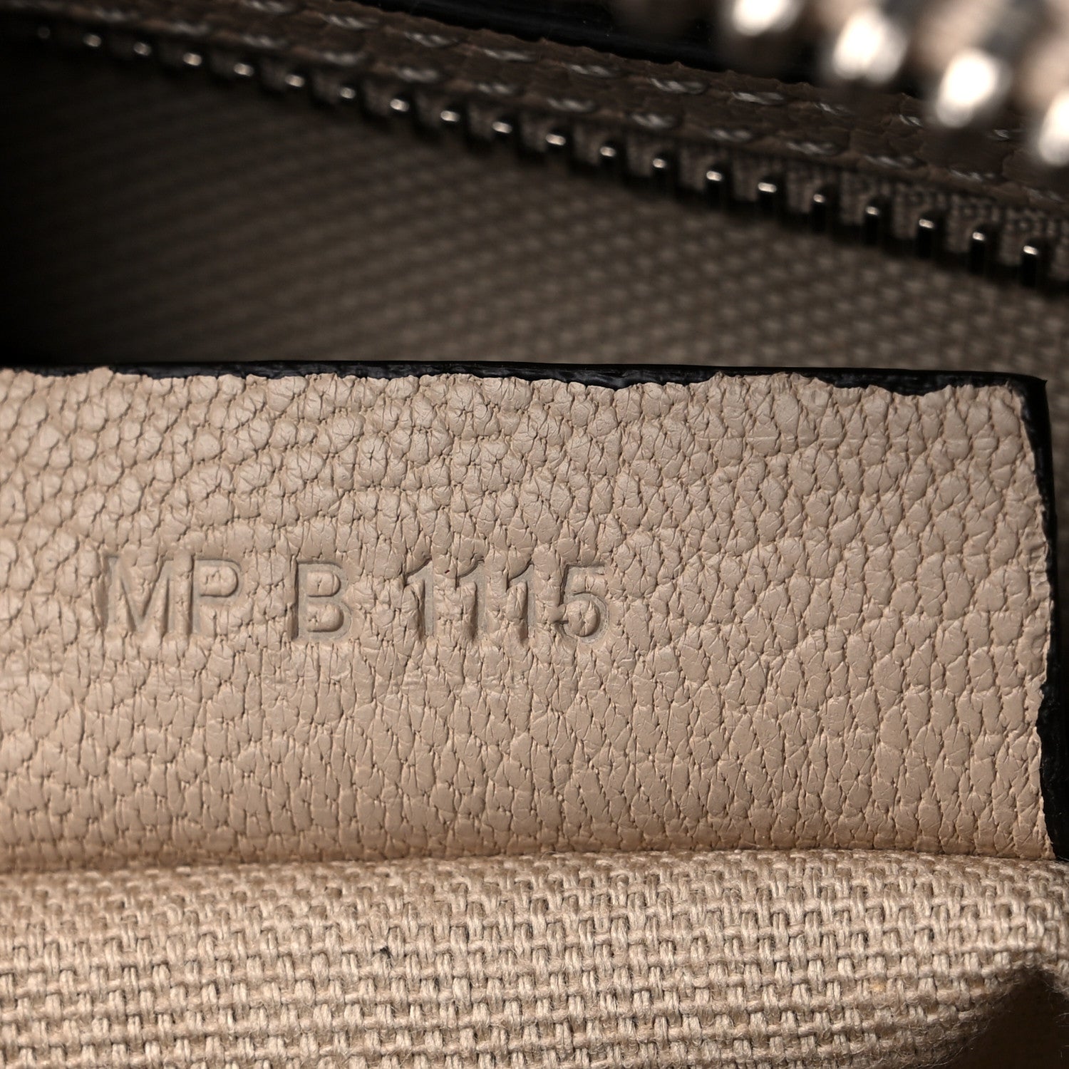 Givenchy Sugar Goatskin Medium Antigona Dune 7 of 10
