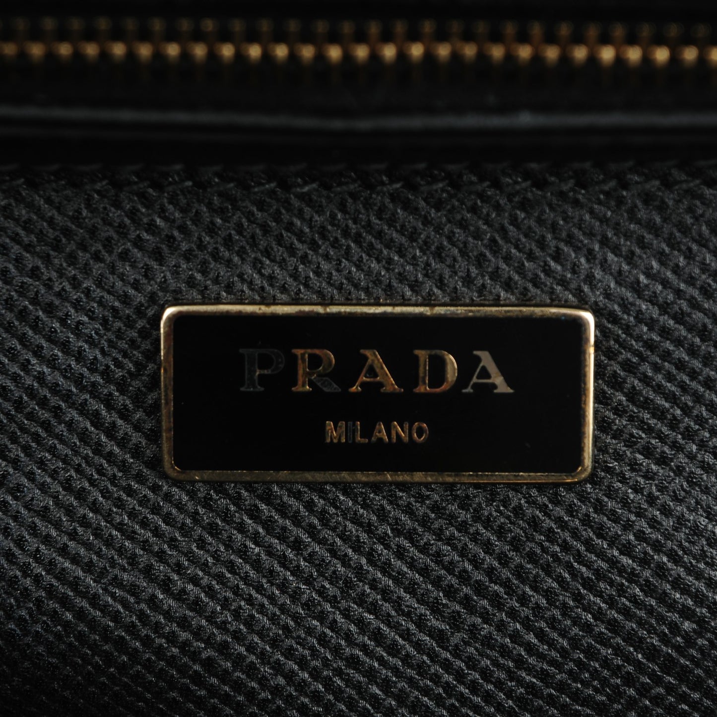 City Calf Saffiano Bi-Color Tote Bluette Black