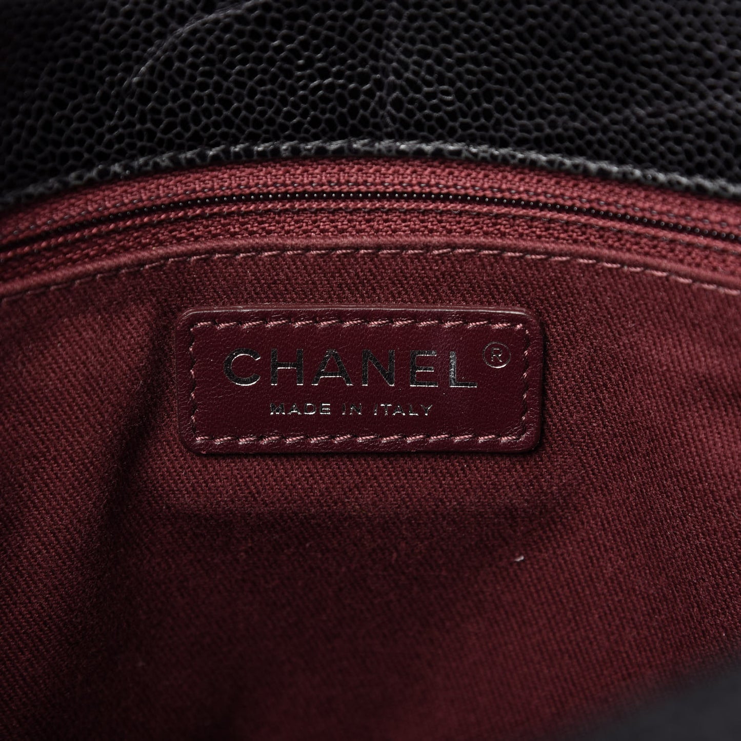 Crumpled Grained Calfskin Jumbo CC Crave Flap Black