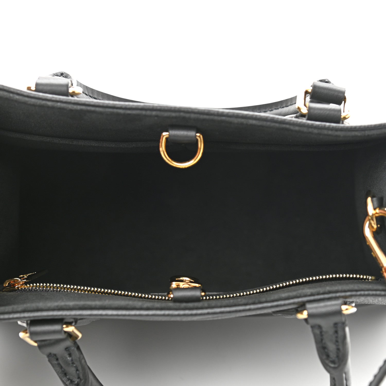 Louis Vuitton Empreinte Monogram Giant Onthego PM Black 5 of 9