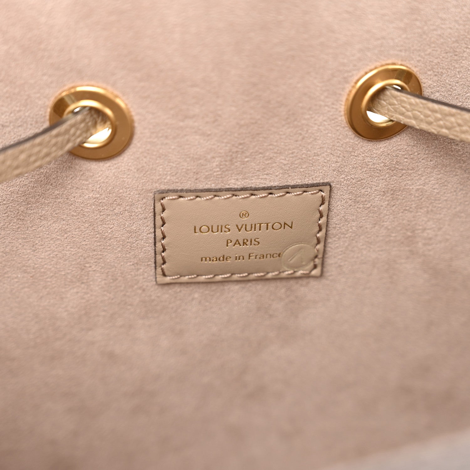 Louis Vuitton Empreinte Monogram Giant Neonoe MM Tourterelle Creme 7 of 9