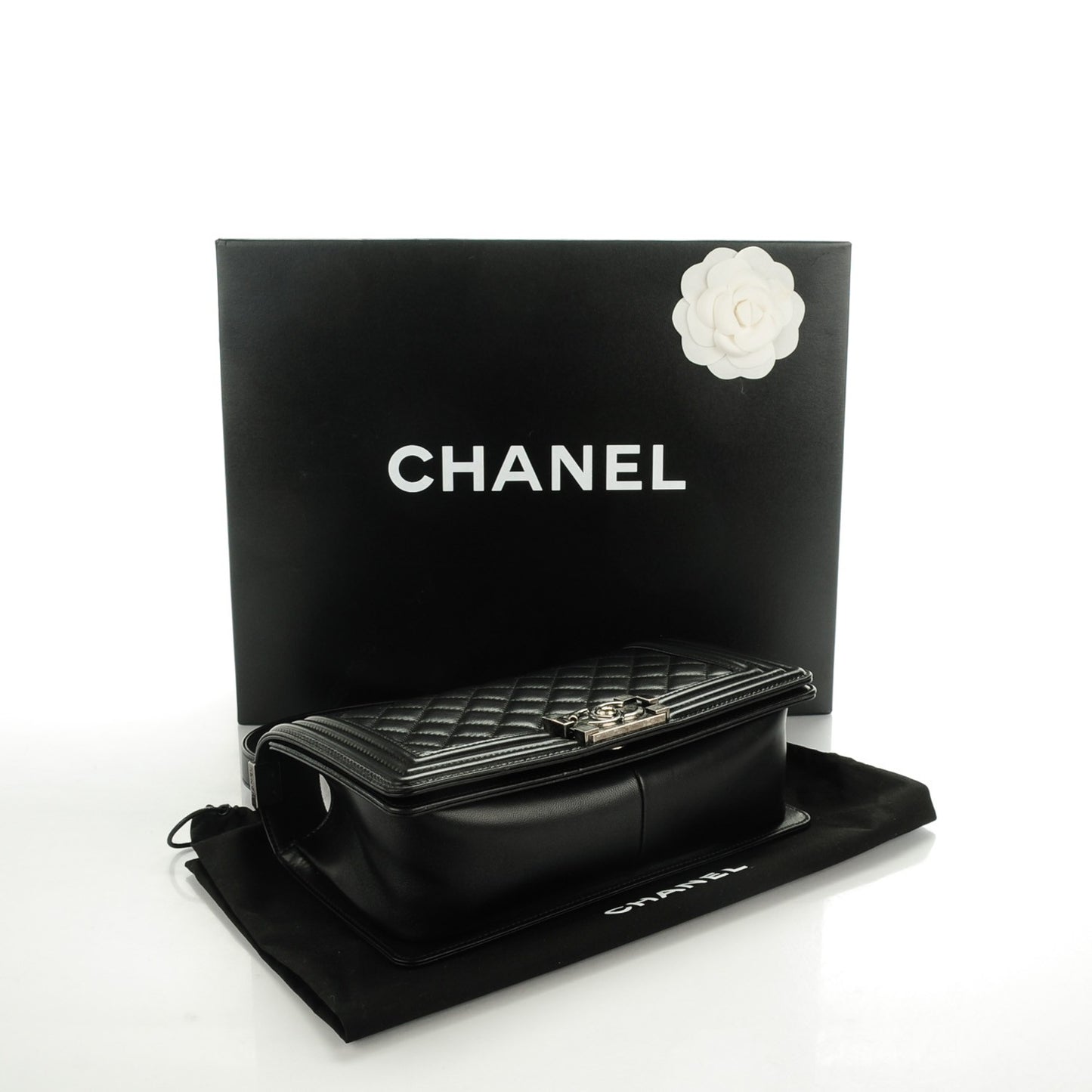 Lambskin Quilted Medium Boy Flap Black