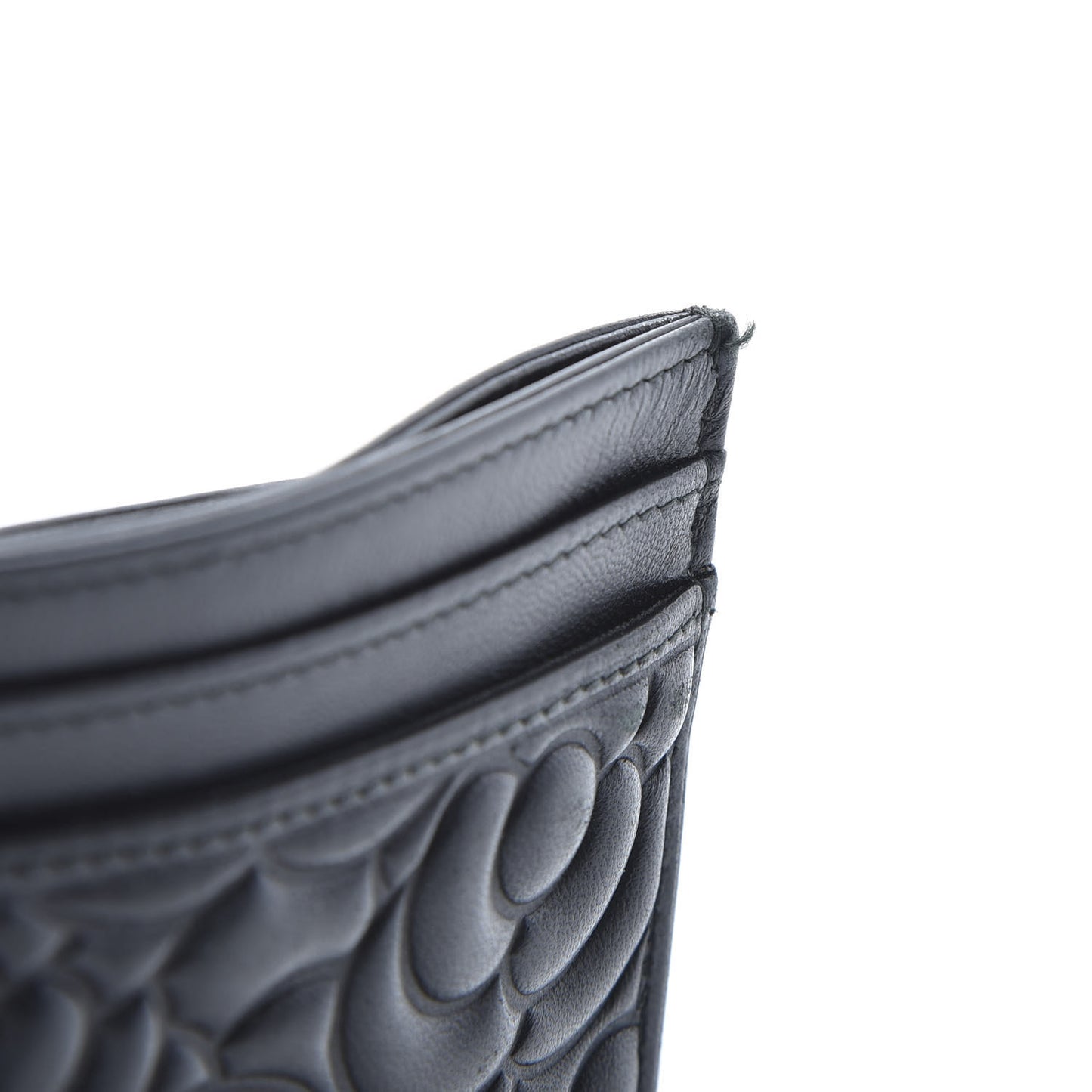 Lambskin Camellia Embossed Card Holder So Black