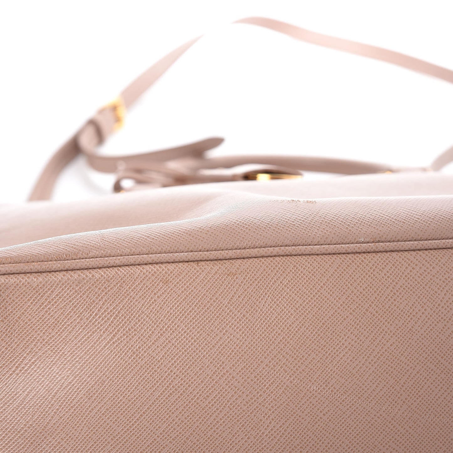 Saffiano Medium Galleria Double Zip Tote Cammeo