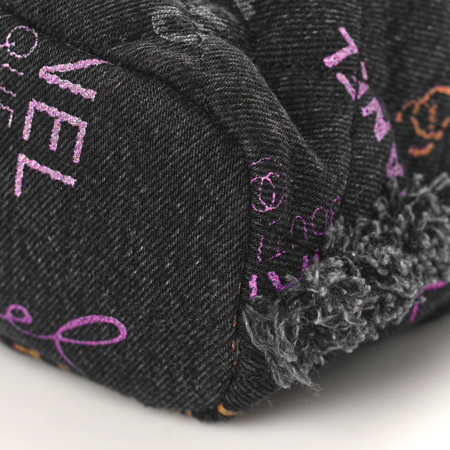 Denim Quilted Mood Bucket With Chain Black Multicolor