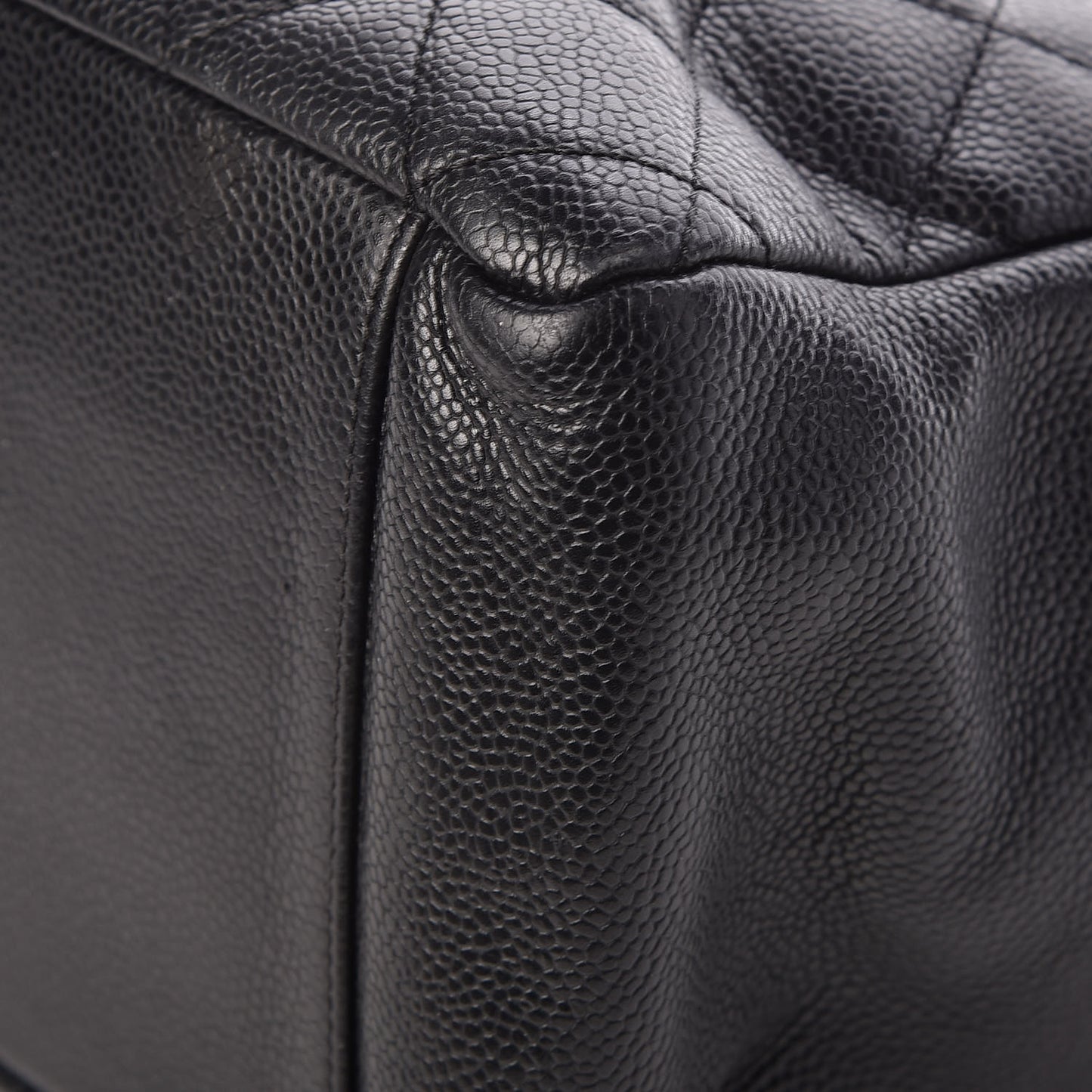 Caviar Quilted Grand Shopping Tote GST Black