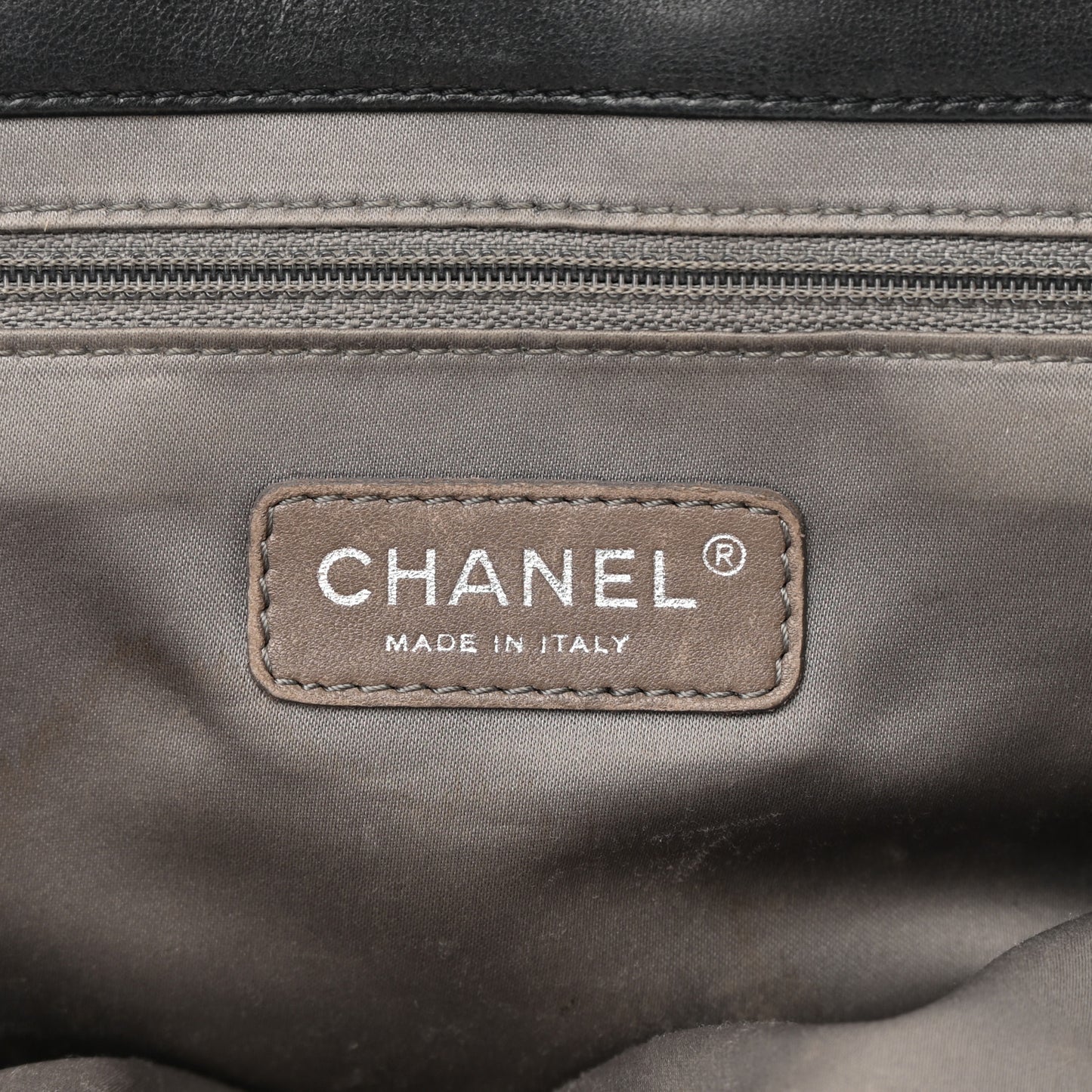 Lambskin Quilted Jumbo Coco Rain Flap Black