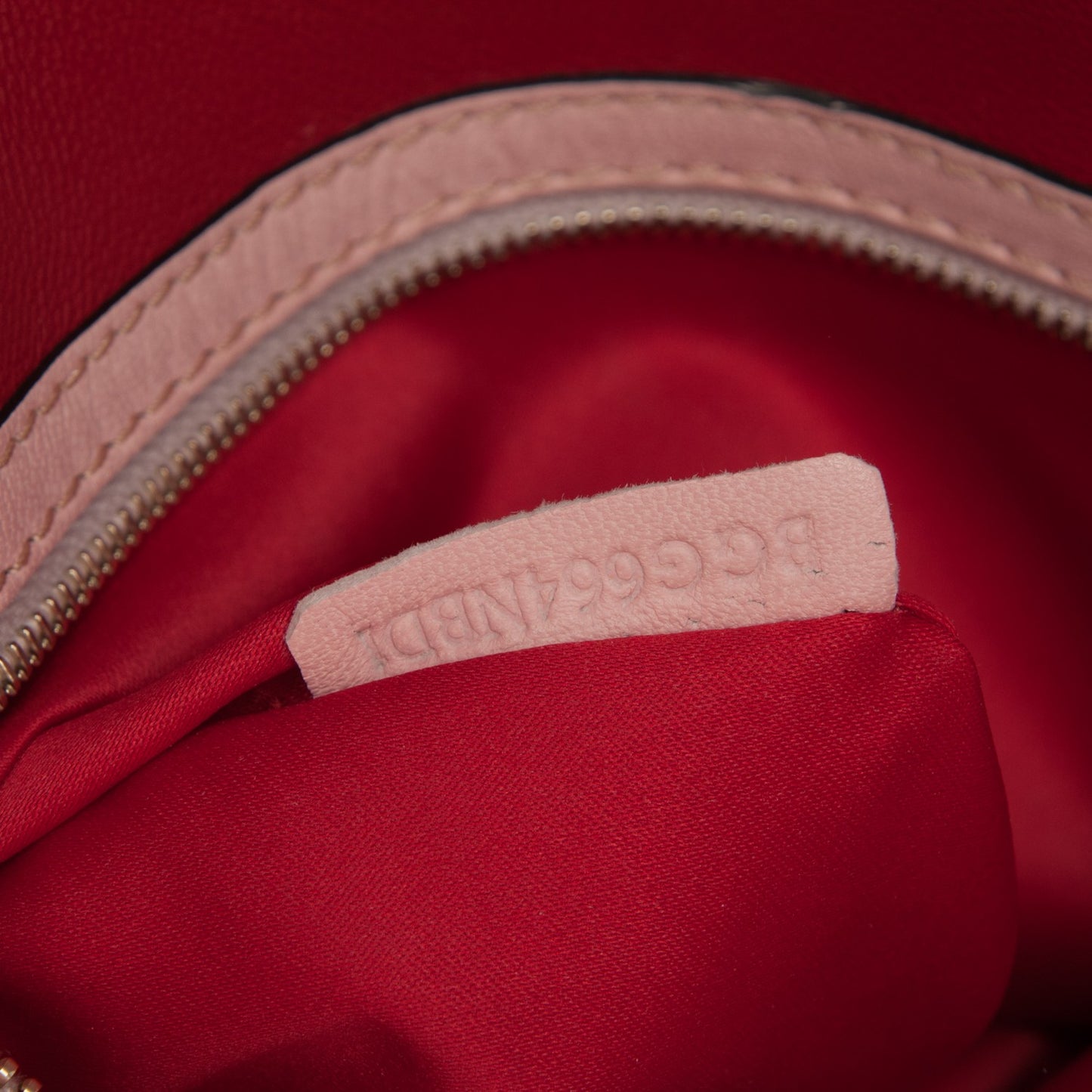 Vitello Small Rockstud Top Handle Tote Rose