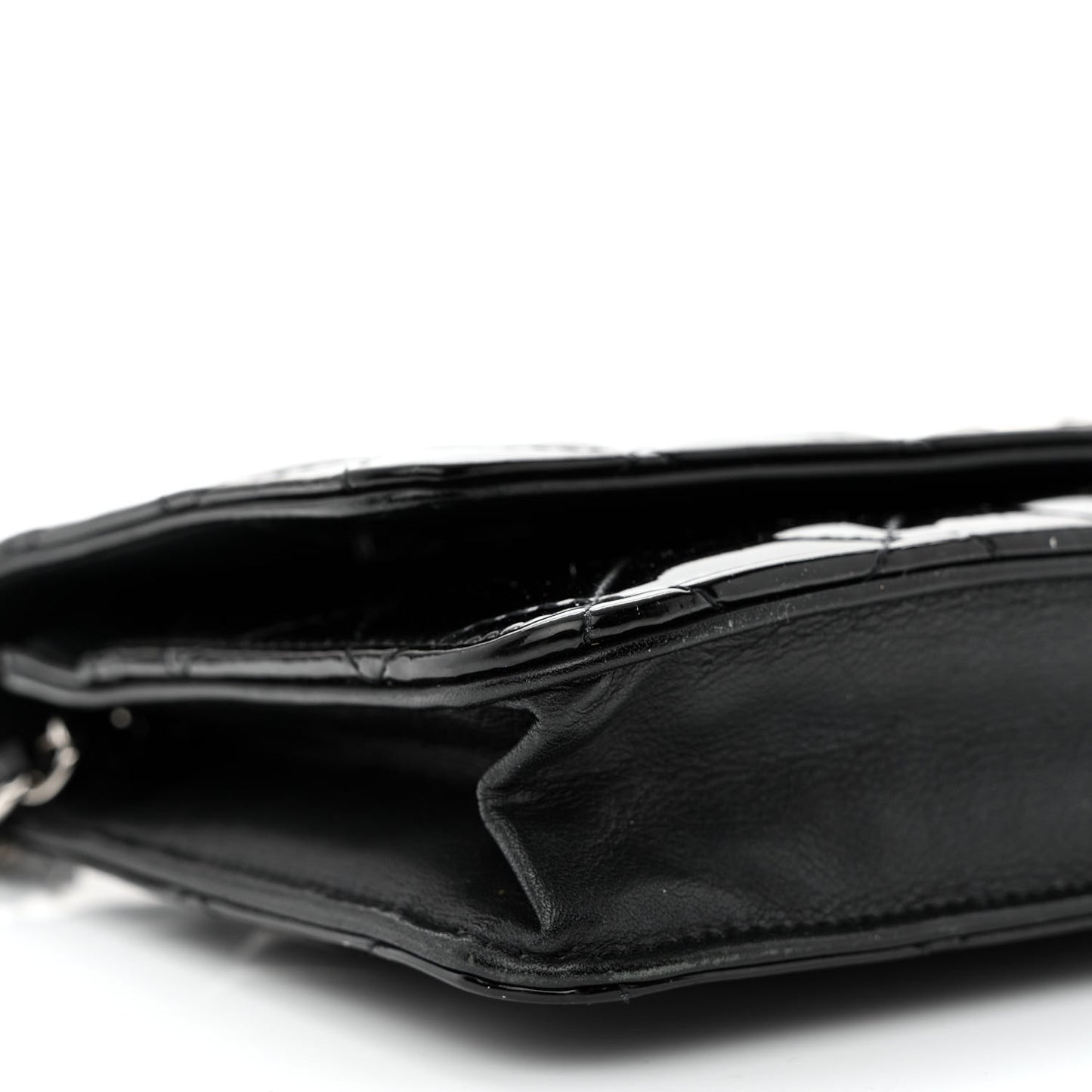 Patent Quilted Wallet On Chain WOC Black