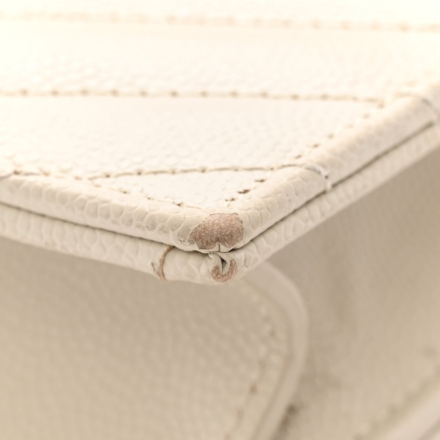 Grain De Poudre Matelasse Chevron Monogram Envelope Chain Wallet Crema Soft