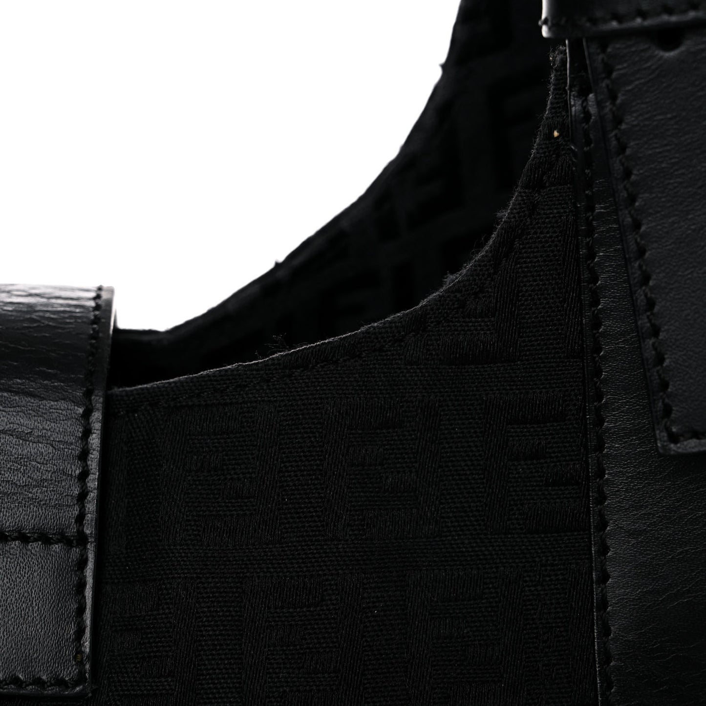 Zucchino Vitello Shoulder Bag Black