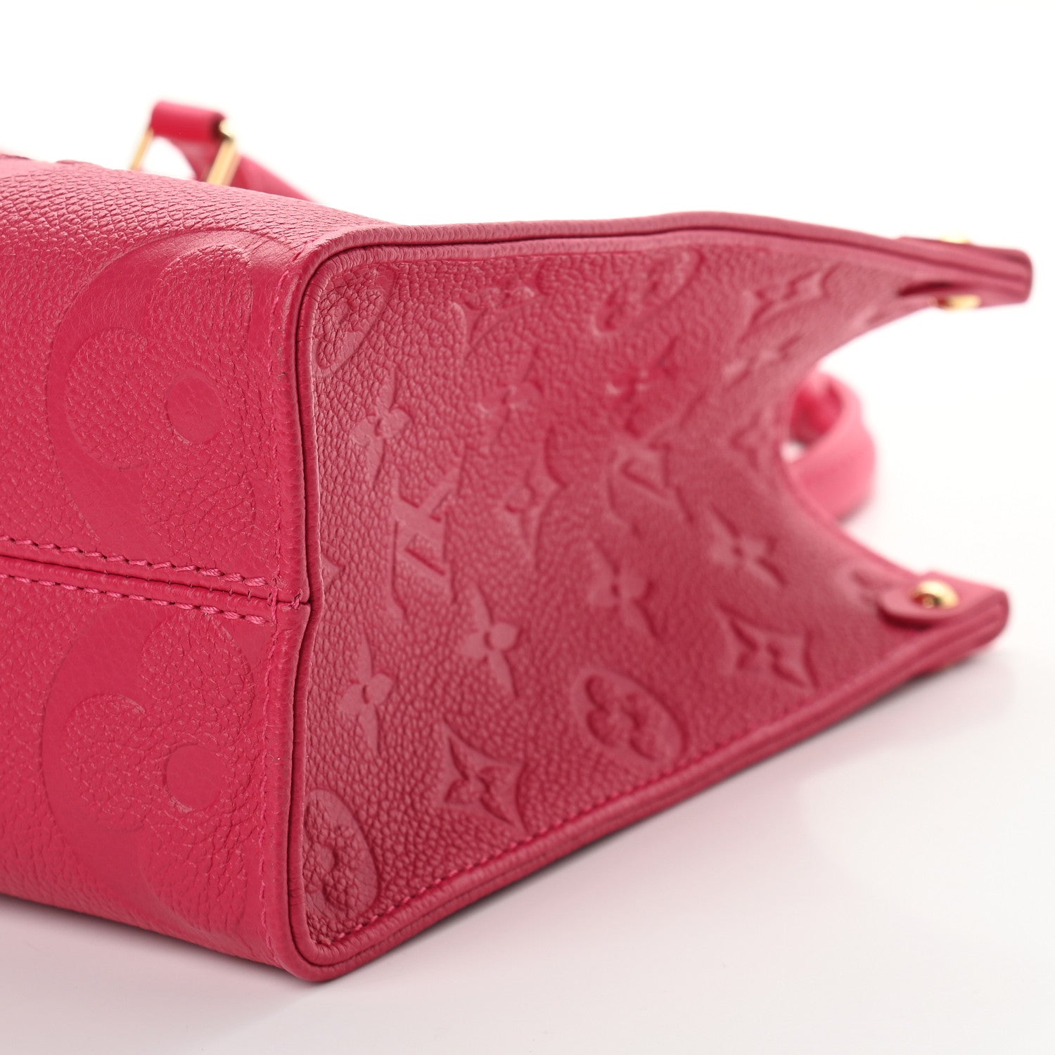 Louis Vuitton Empreinte Monogram Giant Onthego PM Freesia 8 of 8