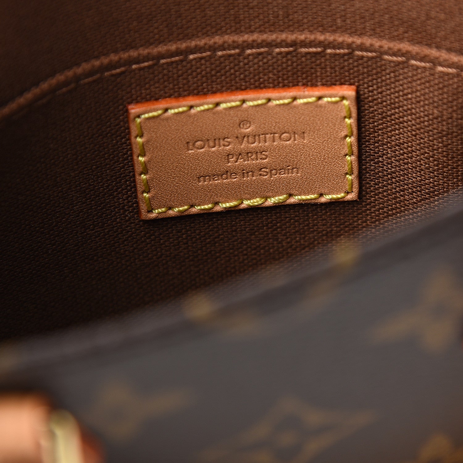 Louis Vuitton Monogram Petit Sac Plat 5 of 10