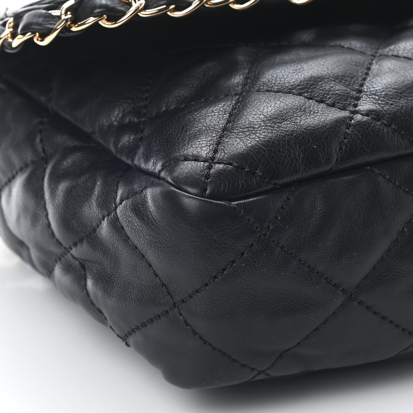 Calfskin Quilted Medium Chain Me Flap Black
