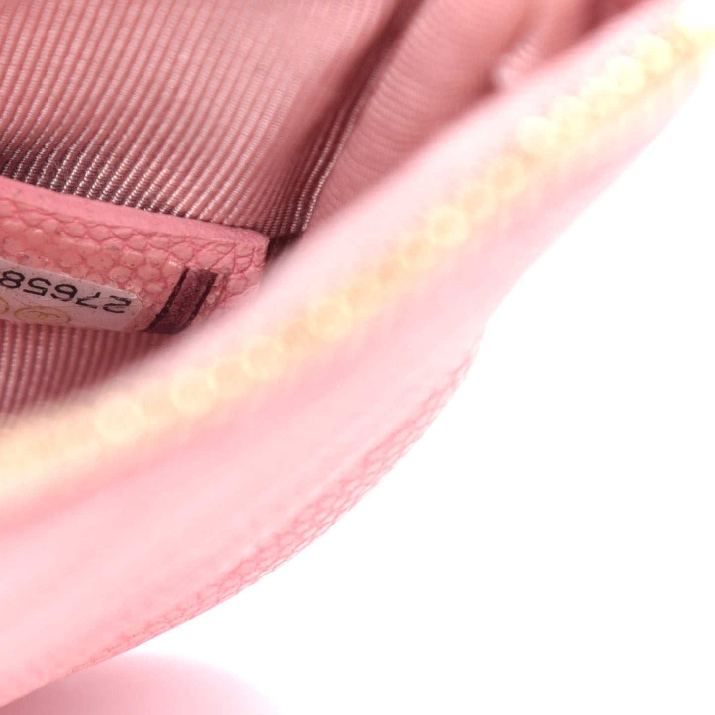 Flat Caviar Chevron Quilted Small Cosmetic Case Pink