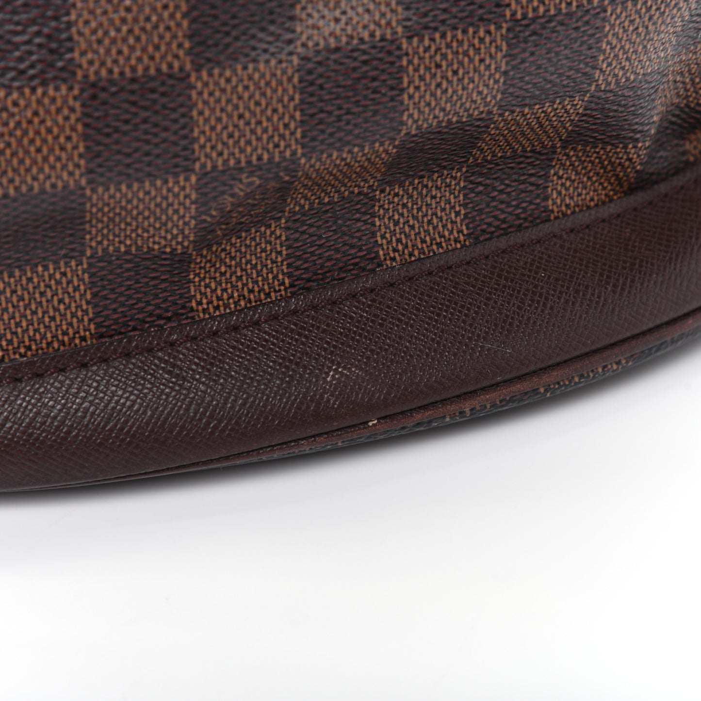 Damier Ebene Marais Bucket 23