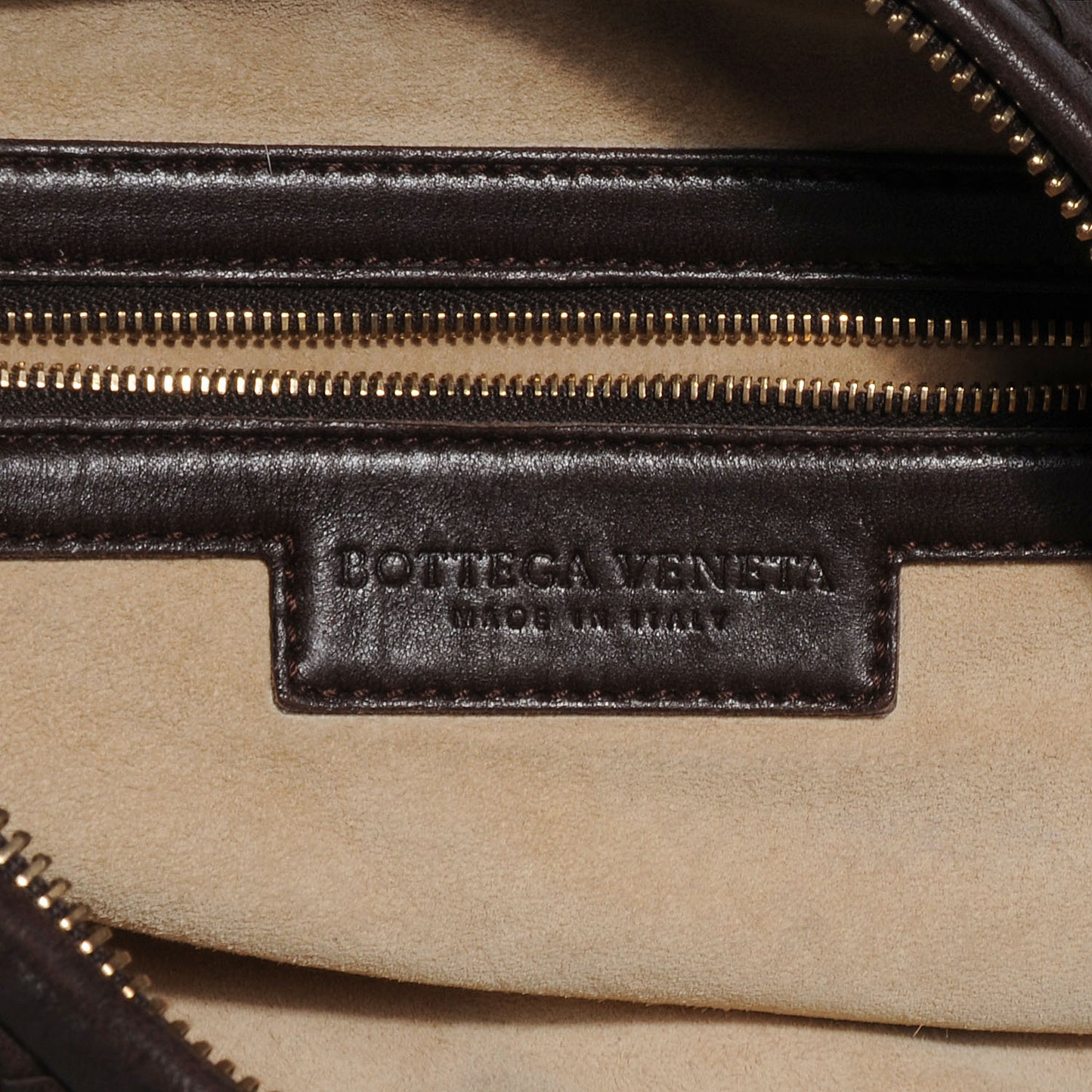 Nappa Intrecciato Medium Veneta Hobo Ebano