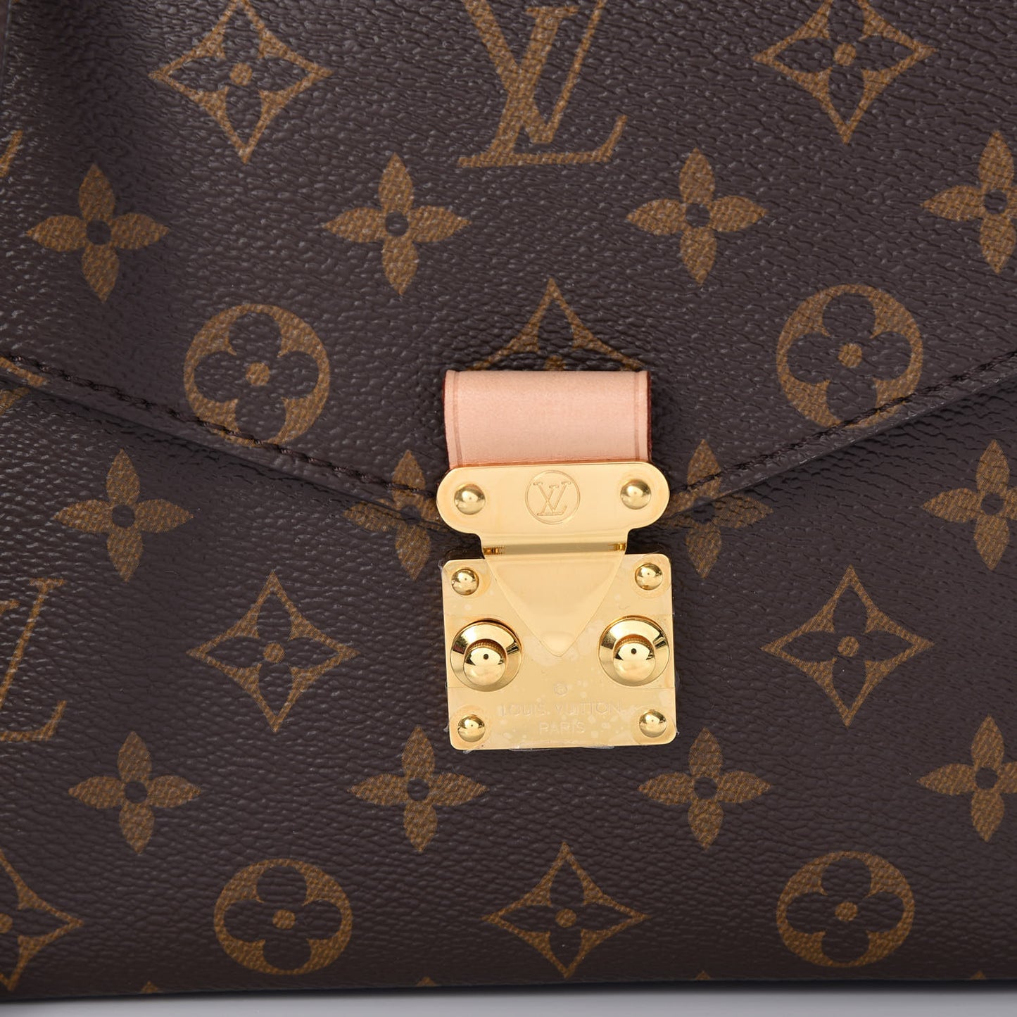 Monogram Pochette Metis