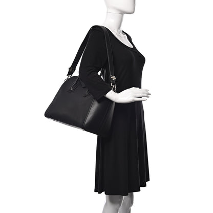 Givenchy Sugar Goatskin Medium Antigona Black 2 of 16