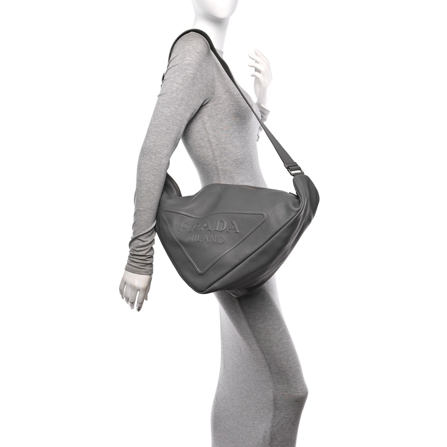 Vitello Daino Triangle Shoulder Bag Grey