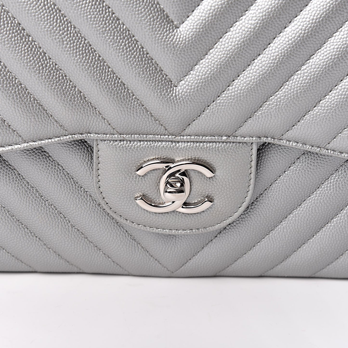 Metallic Caviar Chevron Quilted Jumbo Double Flap Silver