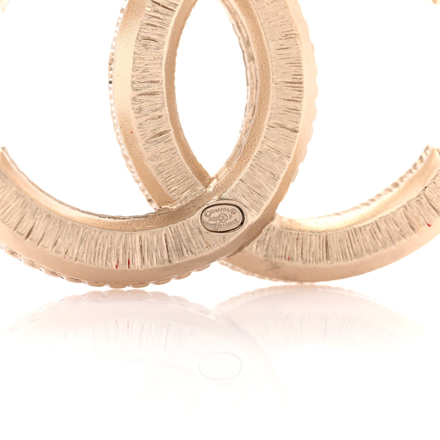 Chanel Metal Chain Quilted CC Brooch Gold 4 of 4