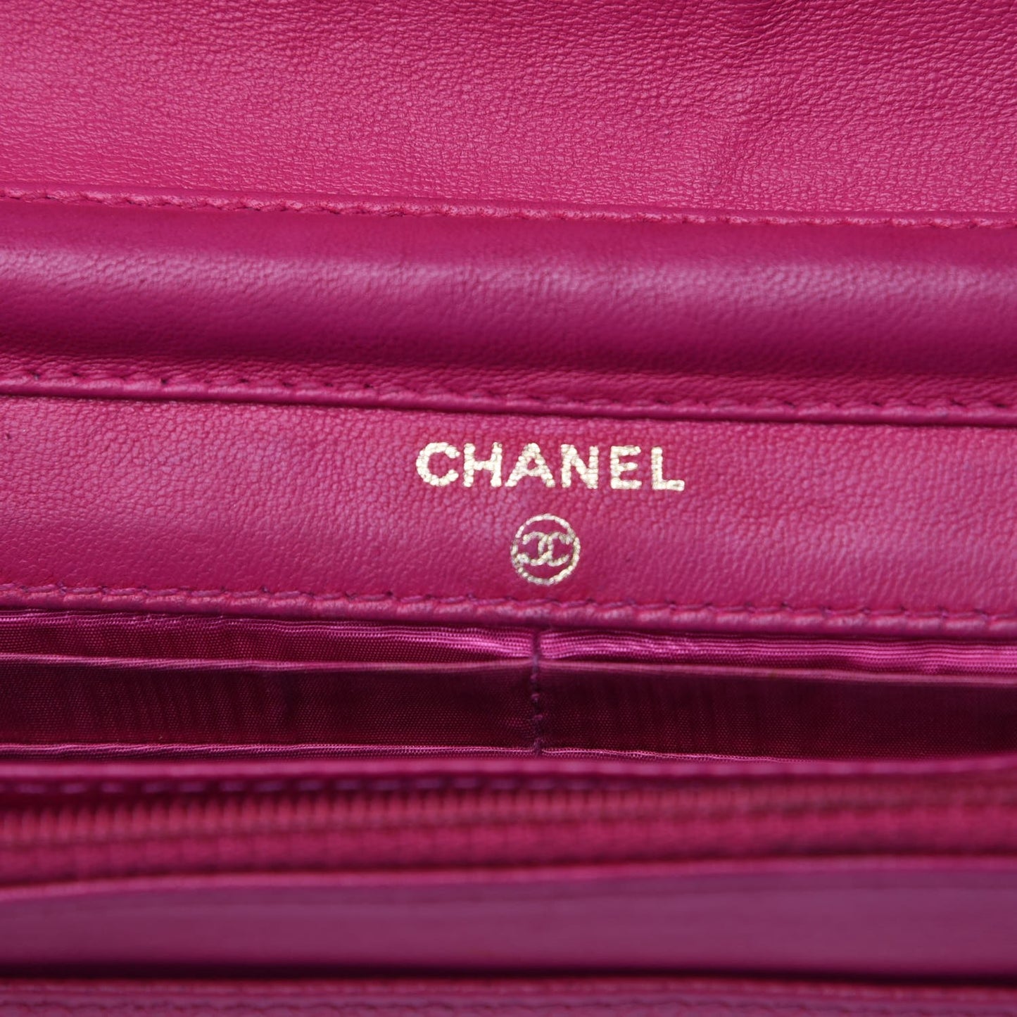 Caviar Timeless CC Wallet On Chain WOC Dark Pink