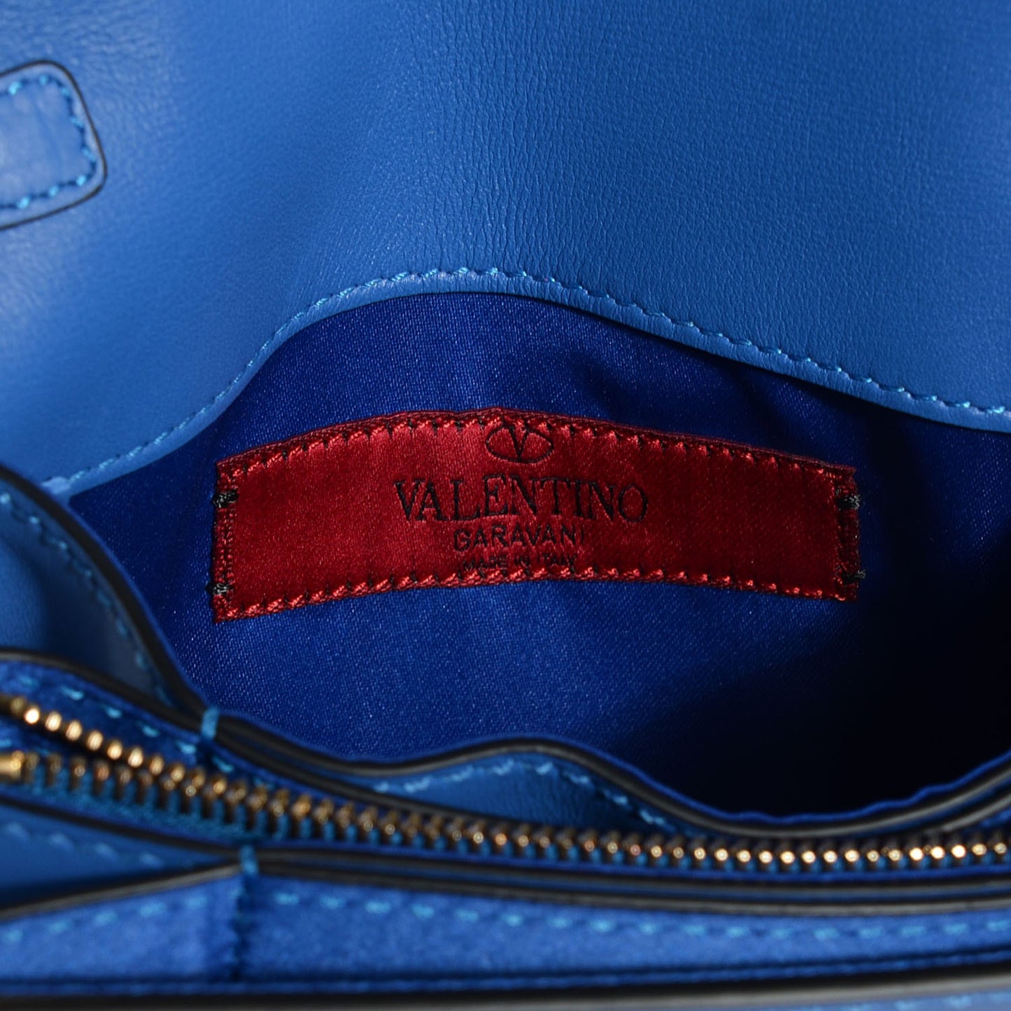 Vitello Rockstud Chain Flap Crossbody Bag Light Sapphire