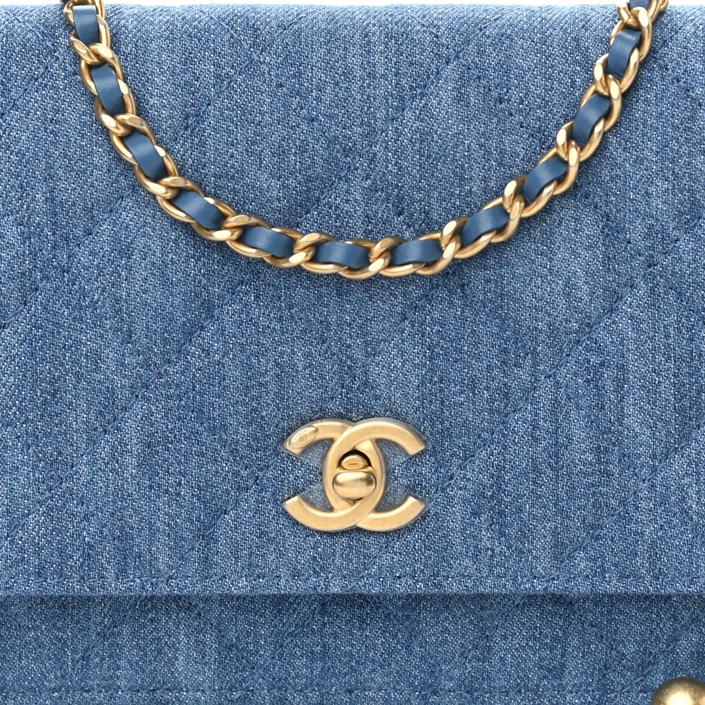 Denim Quilted CC Pearl Crush Wallet On Chain WOC Blue