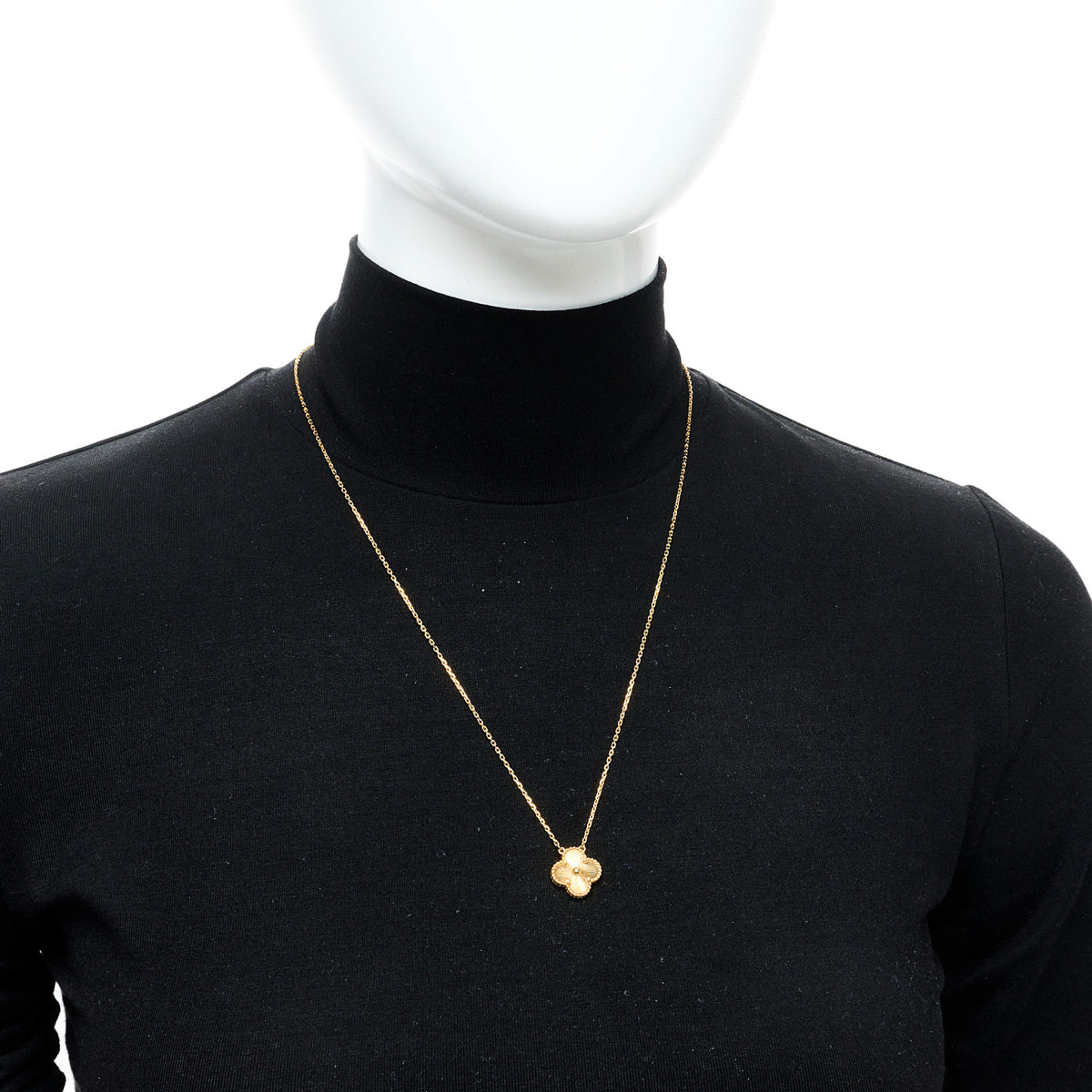 18K Yellow Gold Guilloche Vintage Alhambra Pendant Necklace