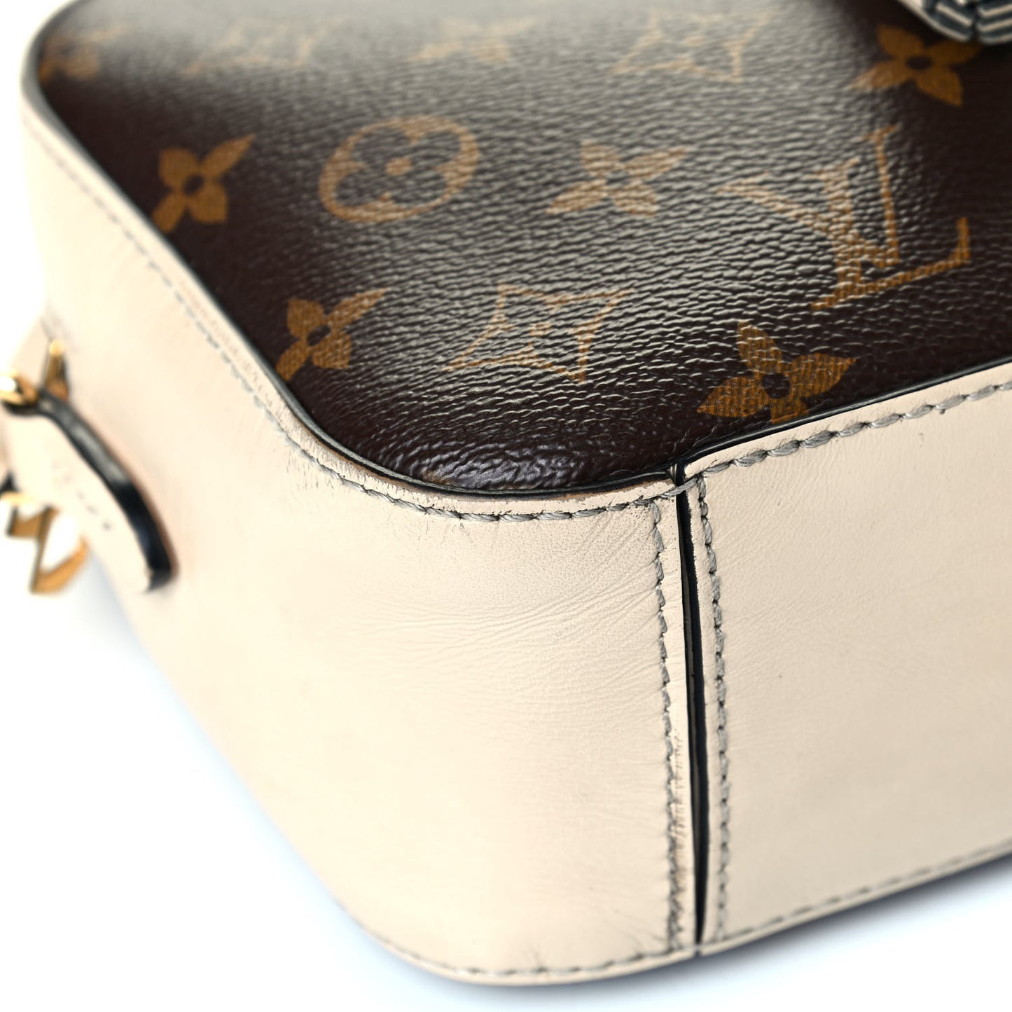 Monogram Saintonge Creme