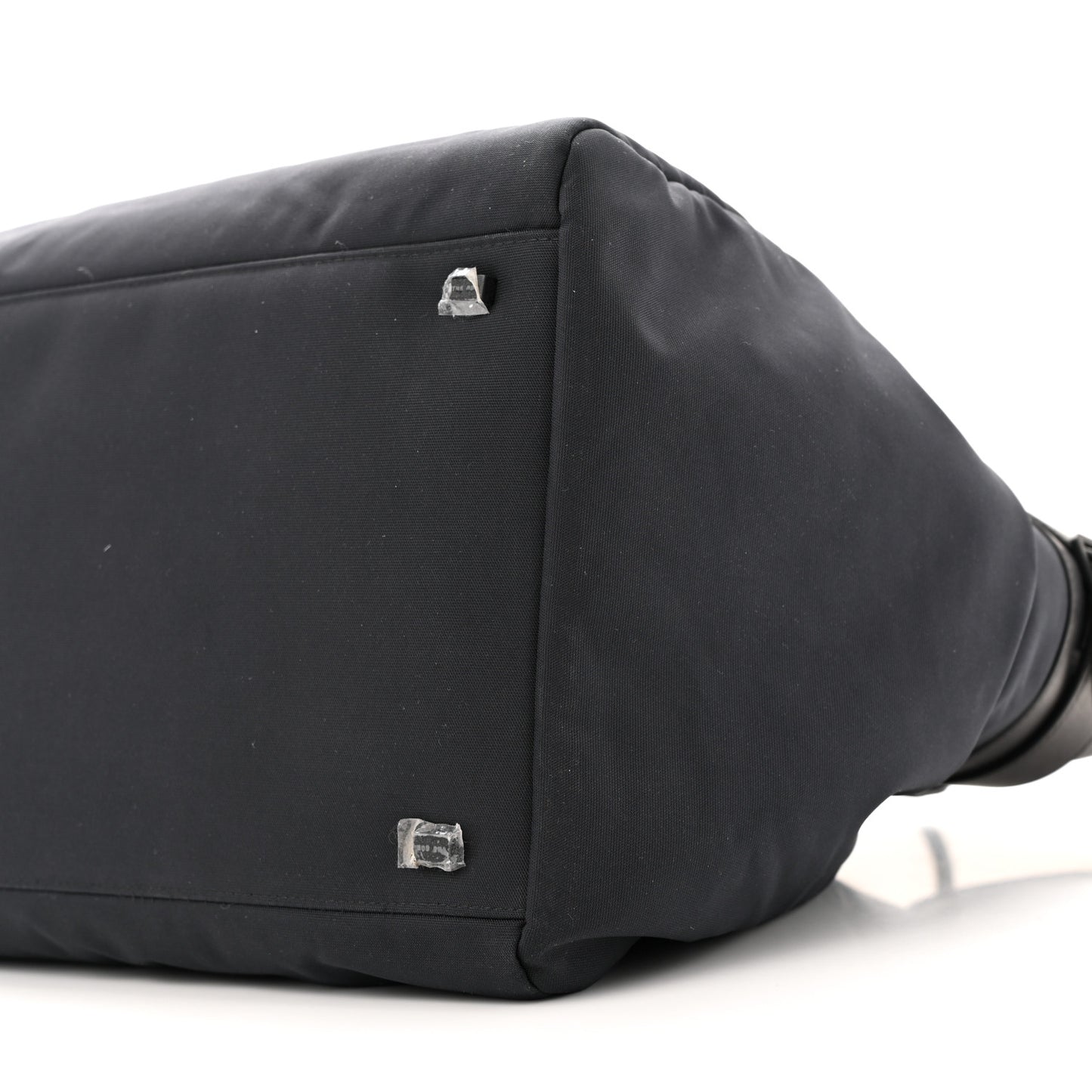 Nylon Margaux 17 Inside-Out Black